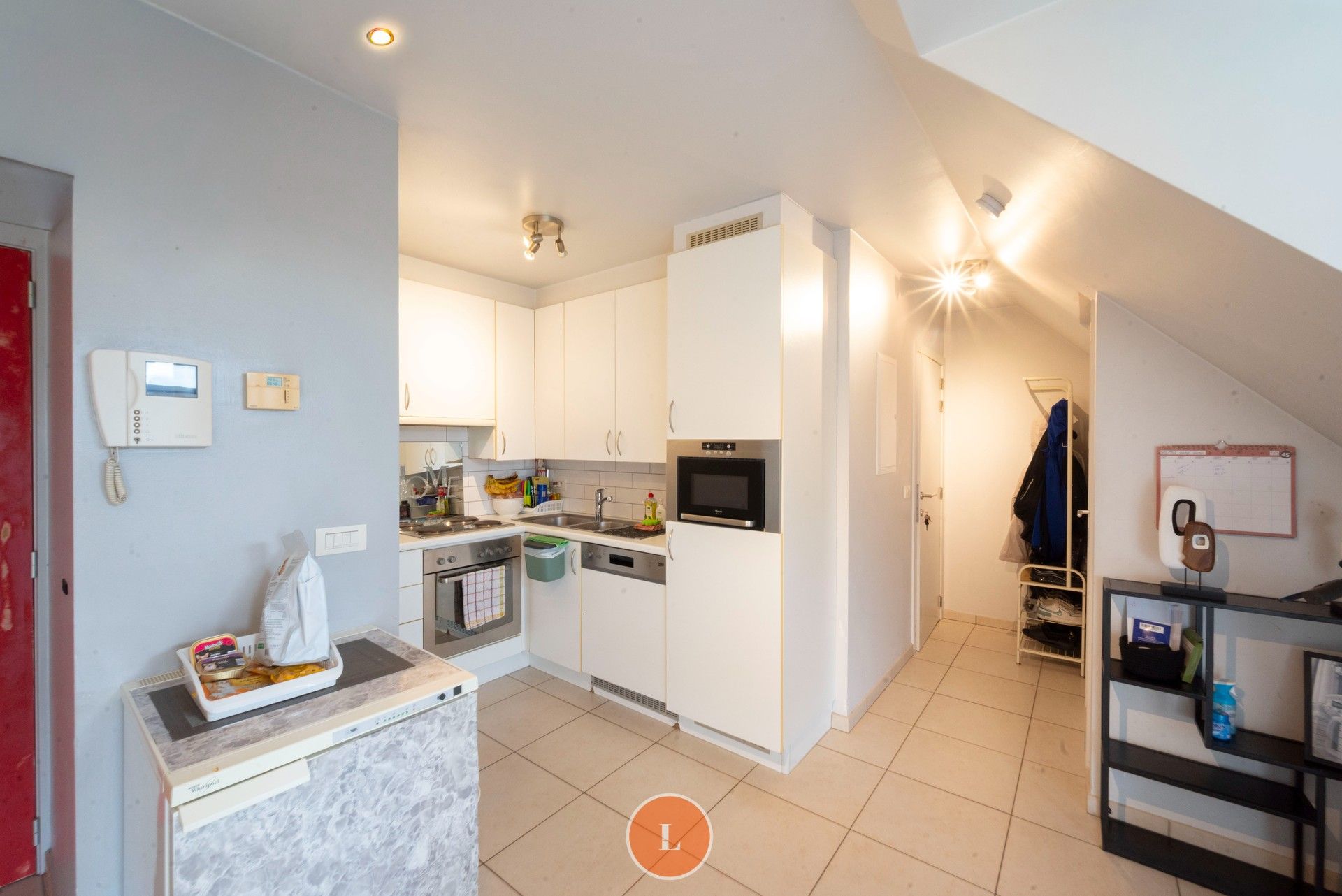 Tof recent appartement met garage in centrum Rekkem foto 3