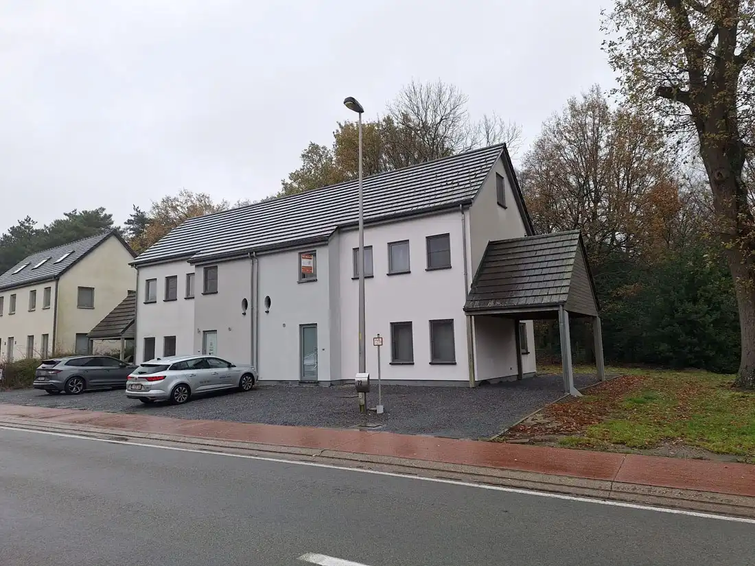 Moderne woning met een laag energieverbruik foto 19