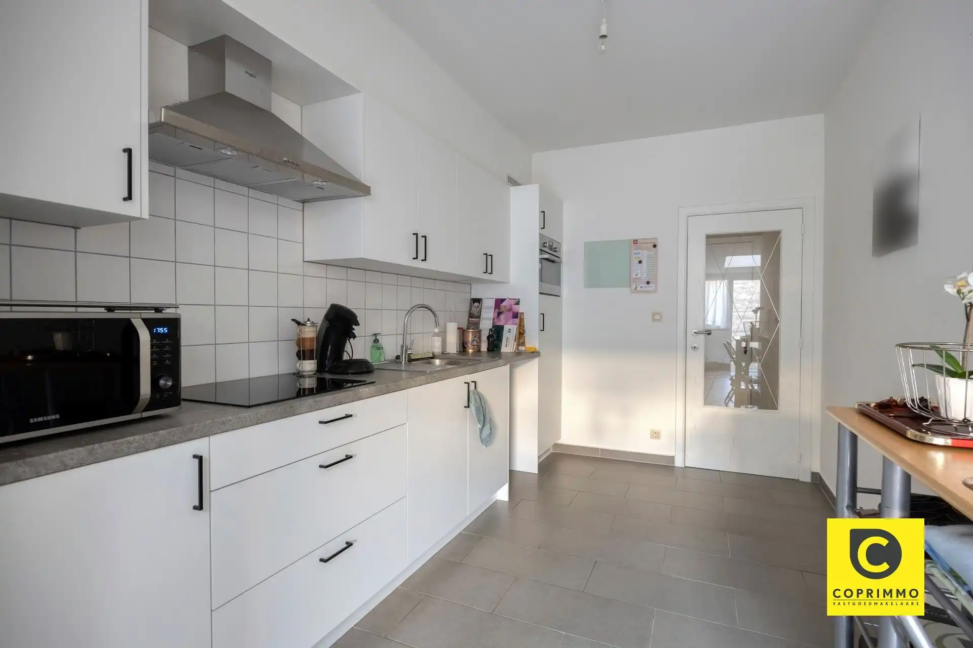 Instapklaar GLV met 2 slpks en stadskoer op toplocatie! foto 4