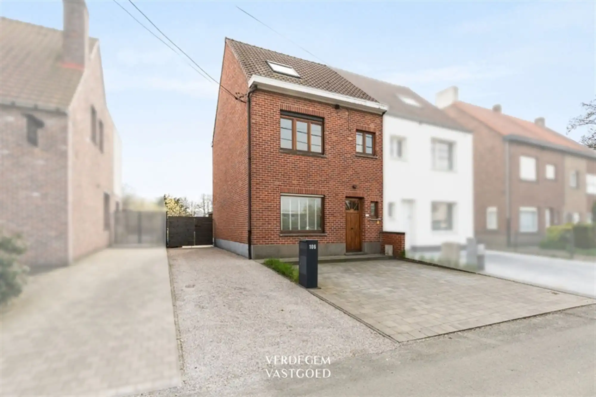 Centraal gelegen woning met heerlijke vibe, 3 slaapkamers en zuid tuin foto 4