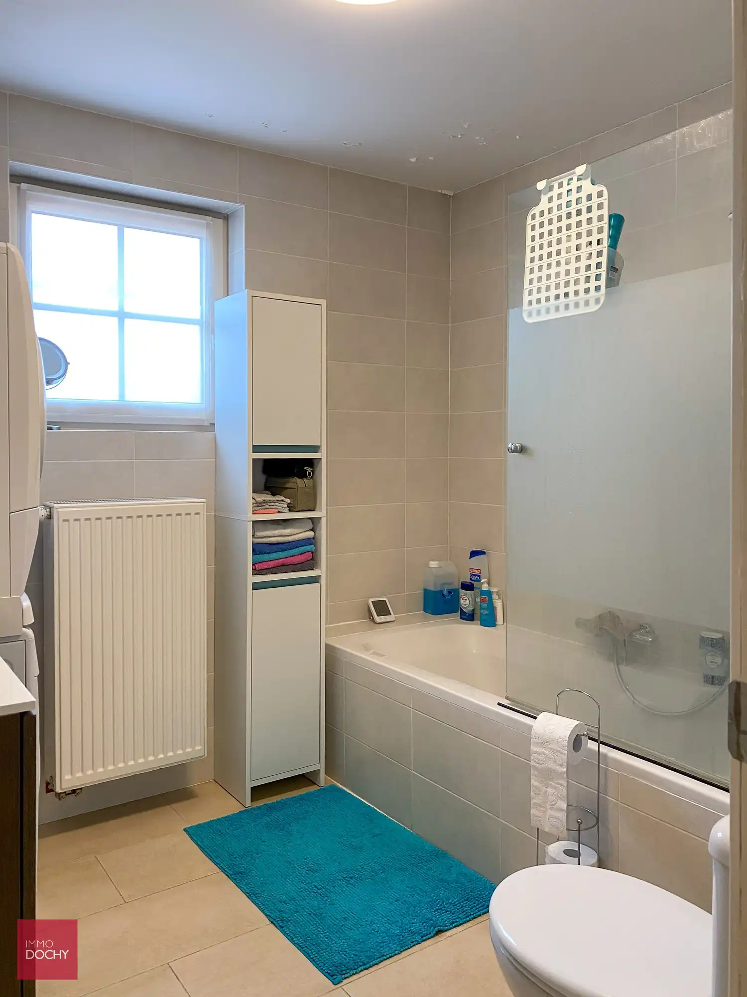 Mooie instapklare recente woning | Izegemstraat foto 9