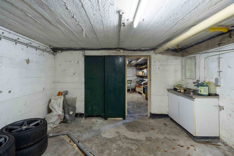 Woning met 5 slaapkamers op 8a29 foto 31