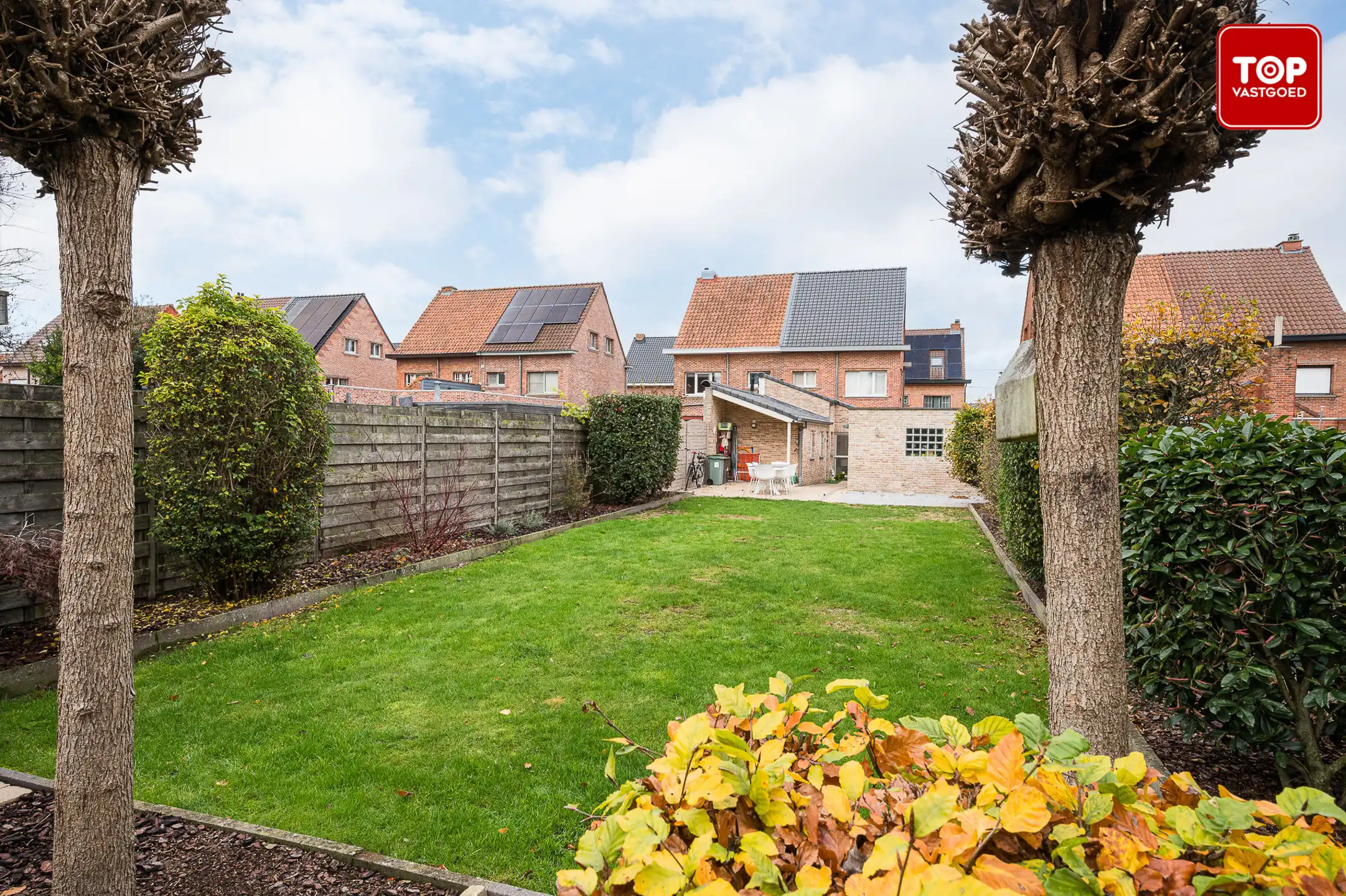 Instapklare woning met 4 slaapkamers en prachtige tuin foto 23