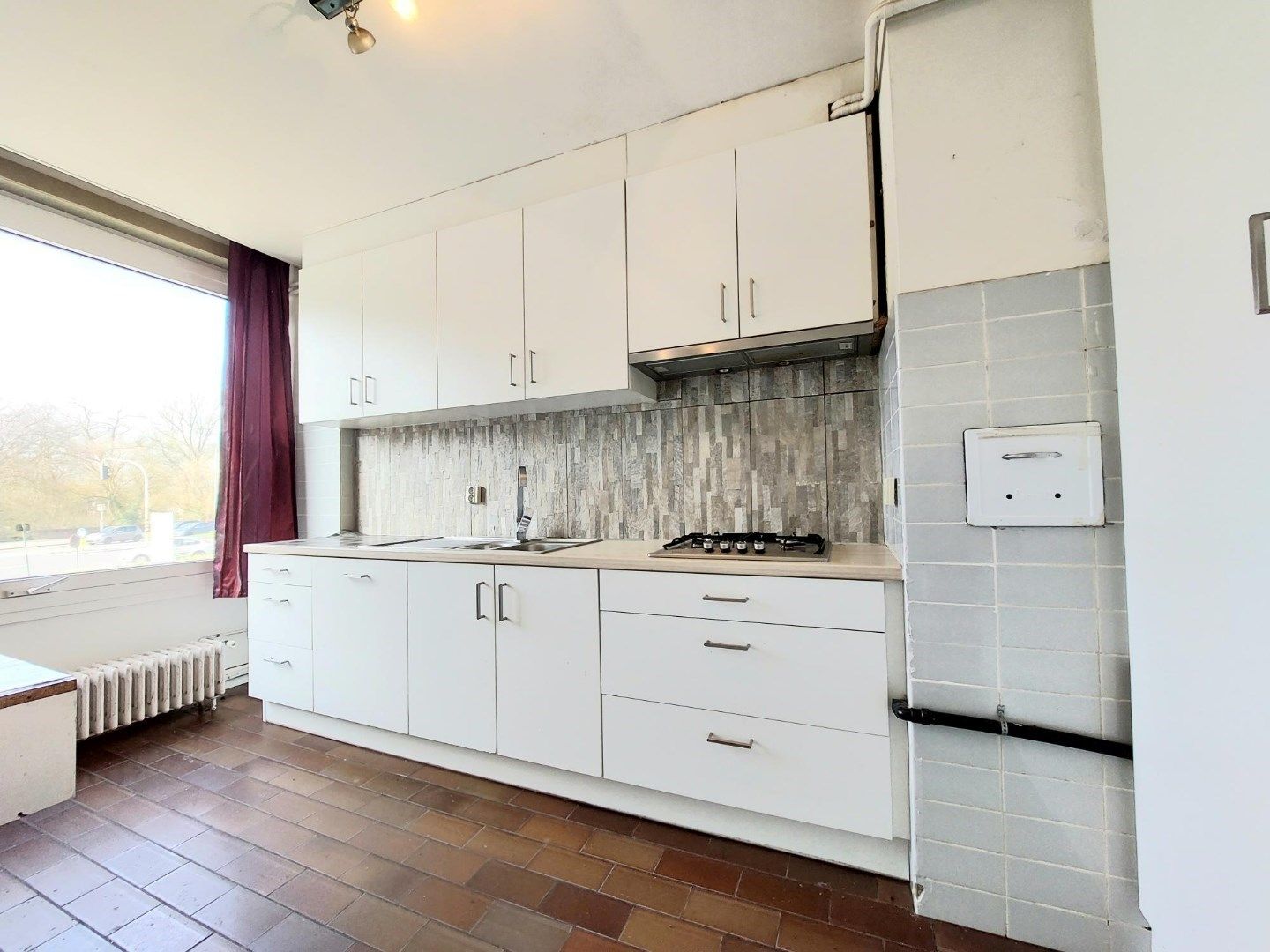 Ruim centraal gelegen appartement foto 3