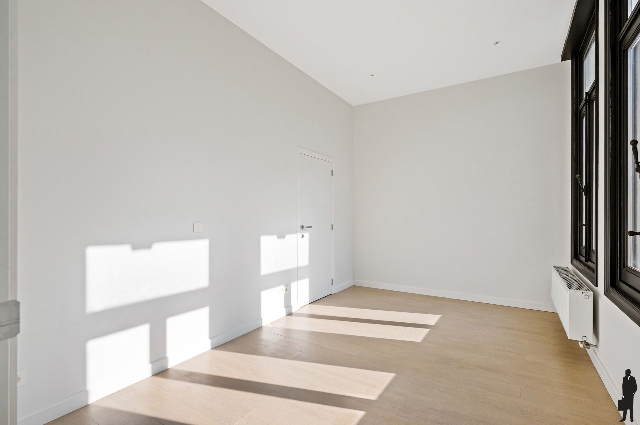 Schitterend licht en ruim 1-slaapkamer appartement op het hippe Zuid! foto 5