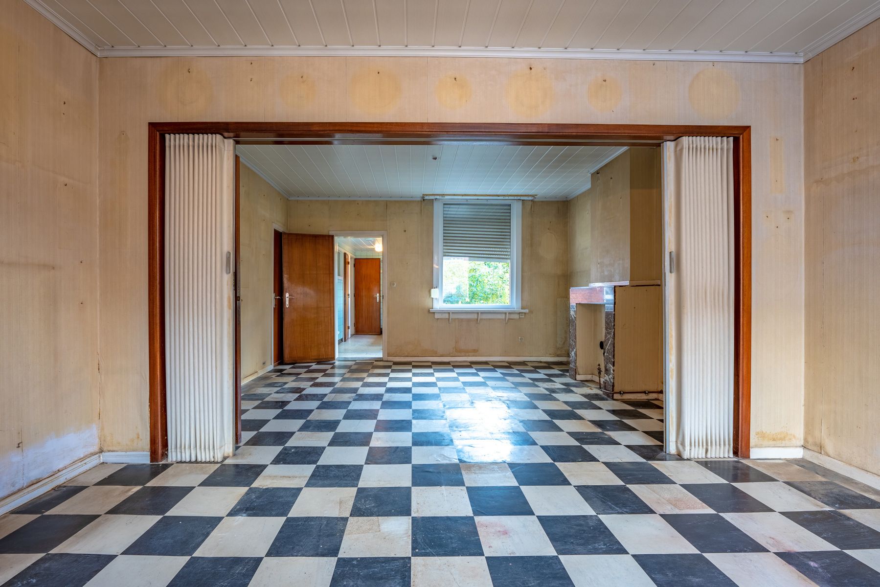 Te renoveren woning in een doodlopende straat! foto 6