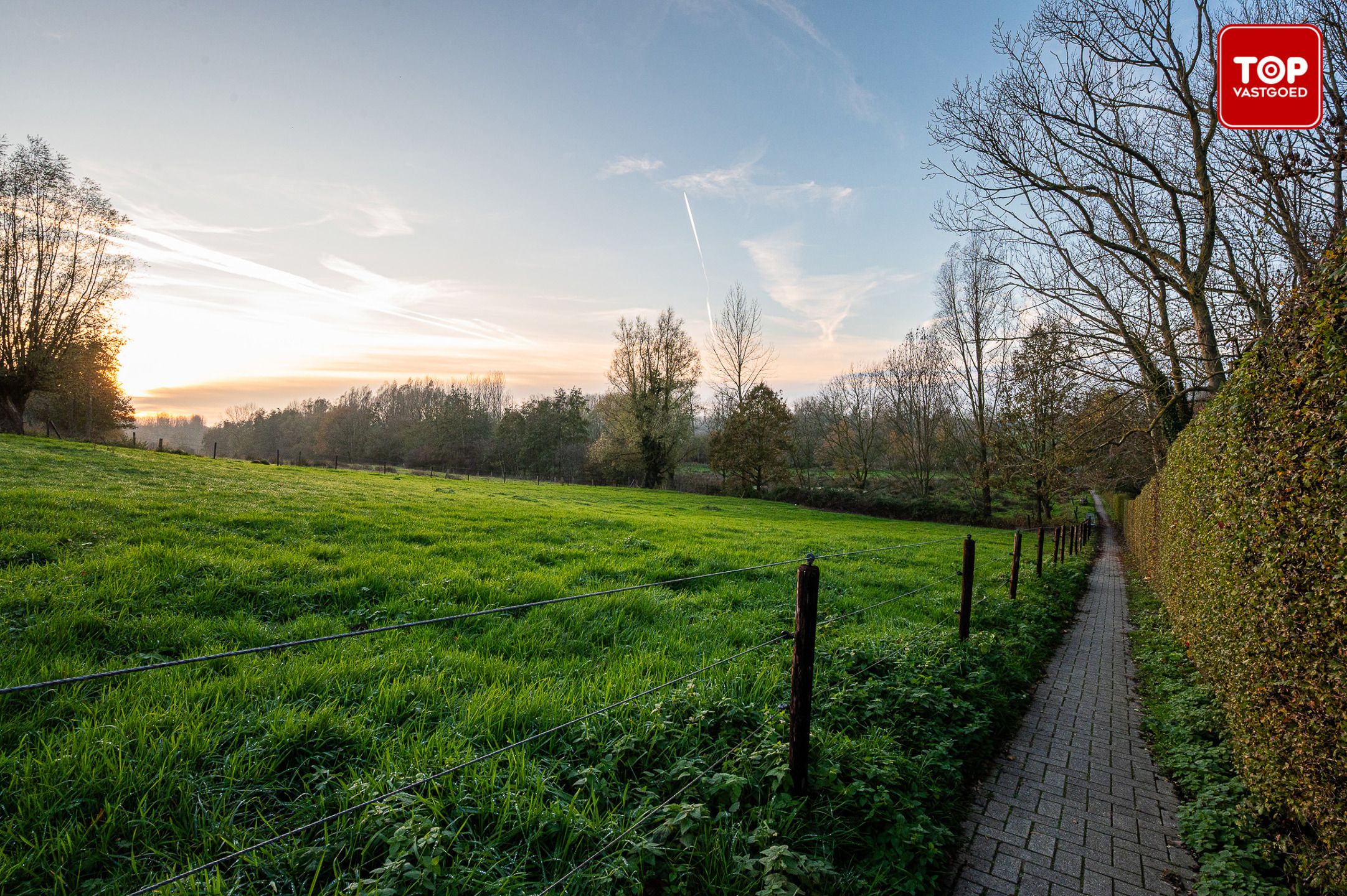 instapklare appartement met twee slaapkamers en terras foto 25