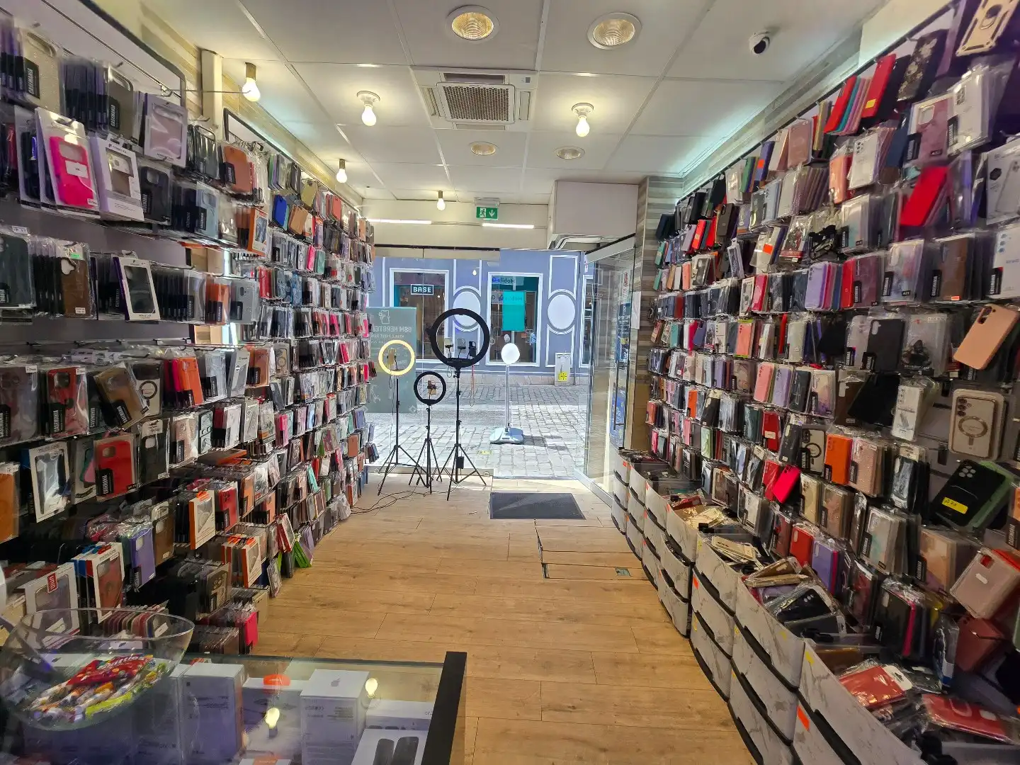 Handelspand gelegen op AAA-locatie, ca. 45m² foto 3