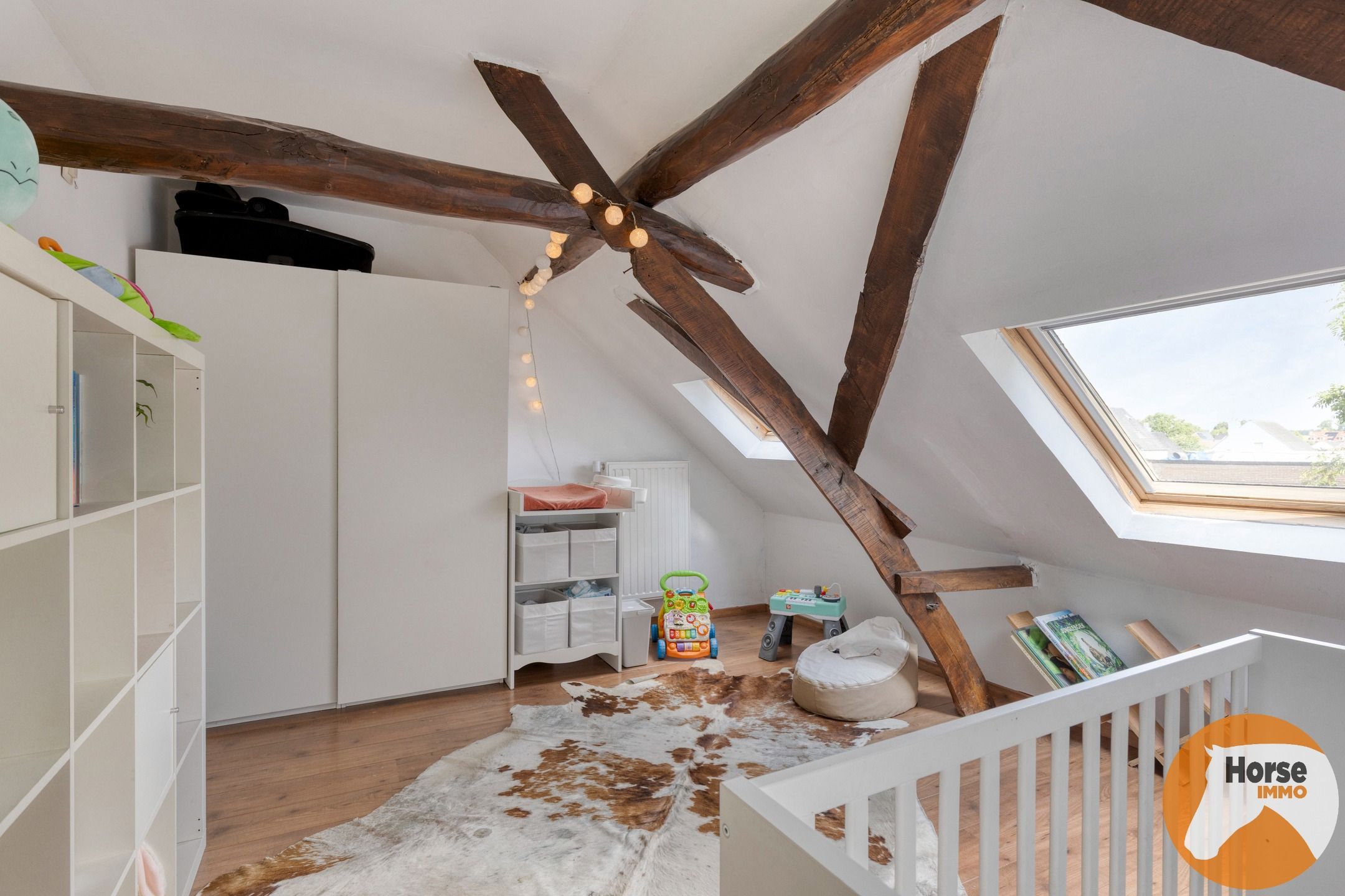 BURST - Instapklare woning met bijgebouw en ruime tuin/weide foto 15