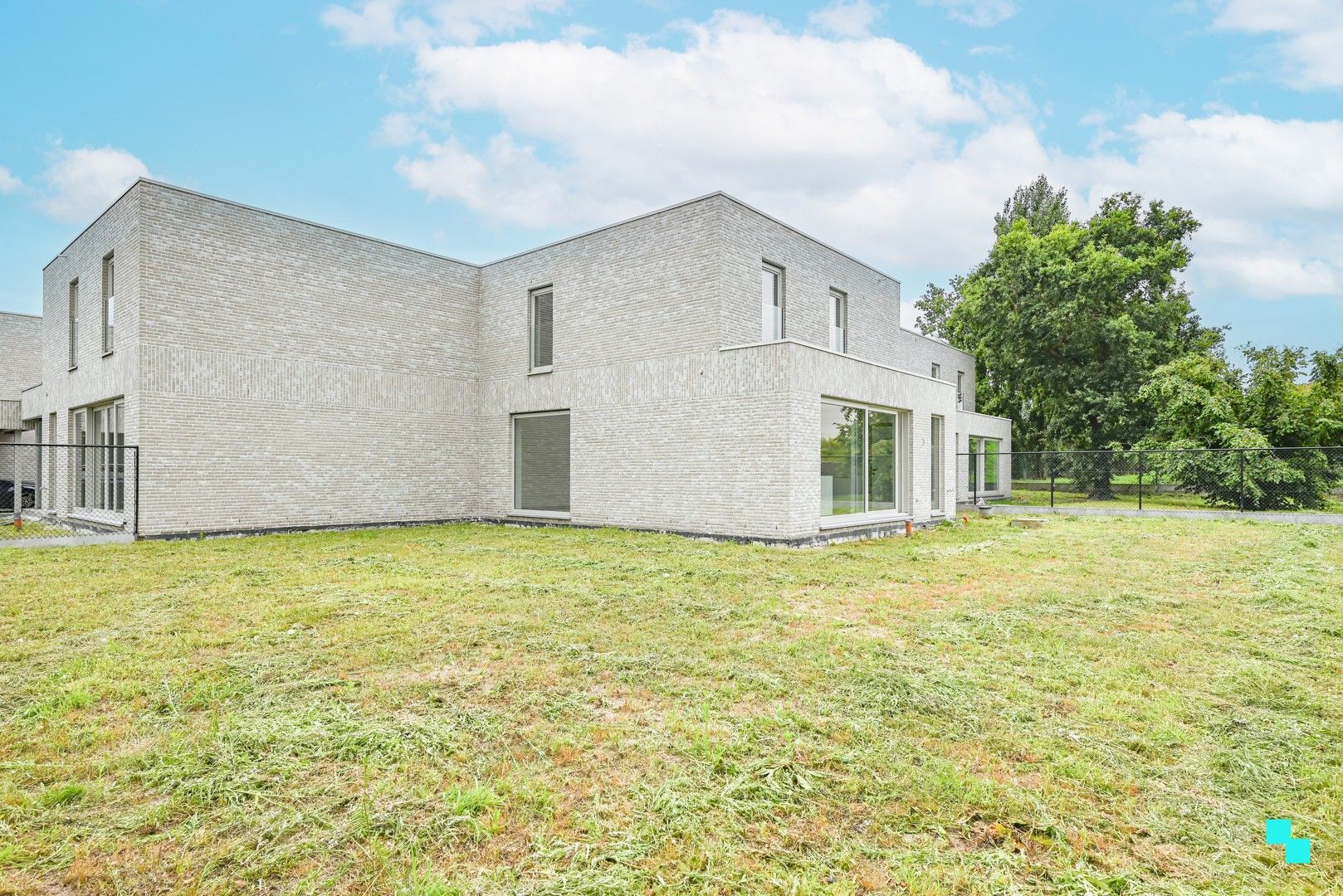 Hedendaagse, energiezuinige nieuwbouwwoning te Waregem foto 20