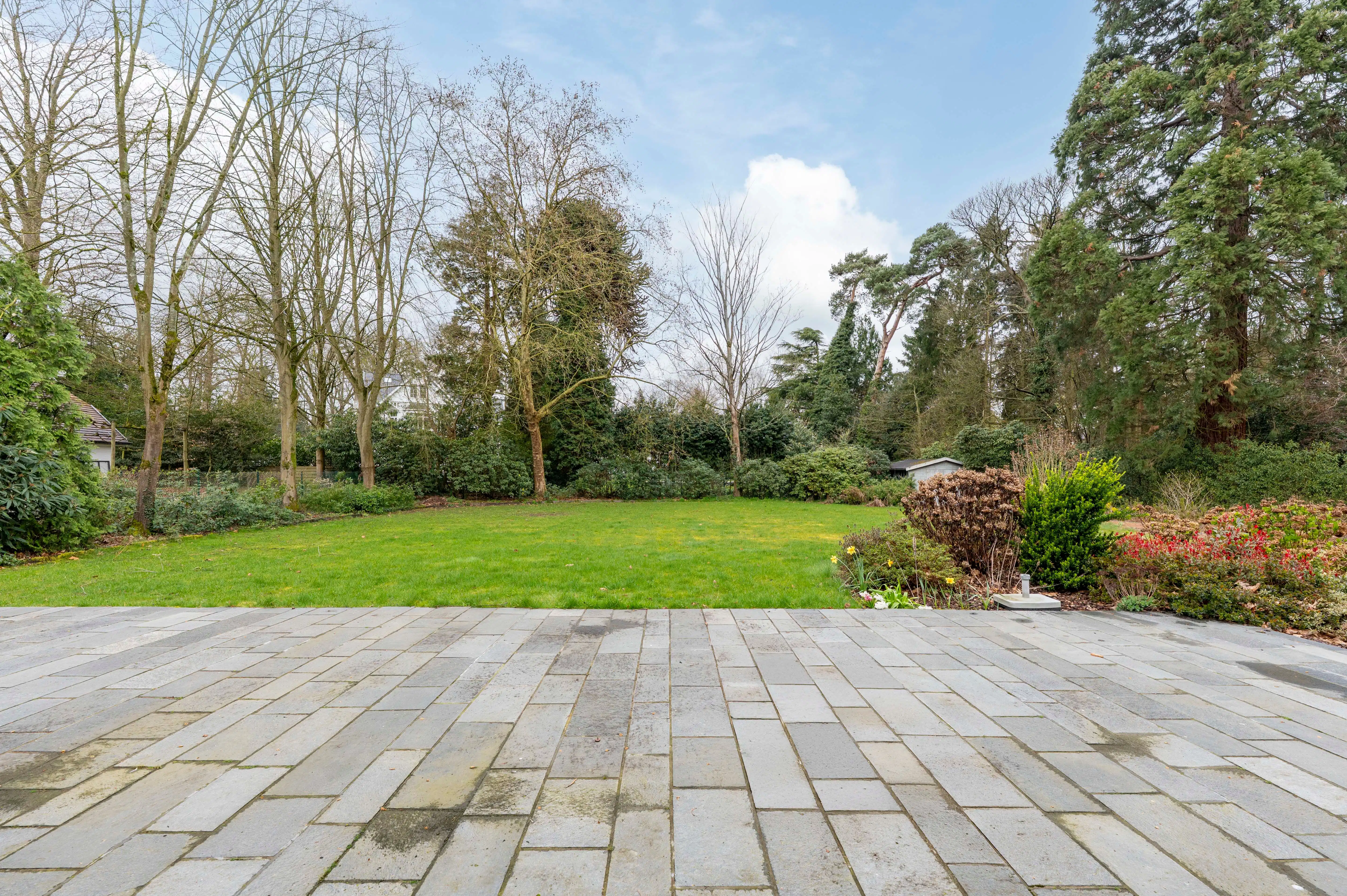 Ruime villa met praktijkruimte op toplocatie in Schotenhof. foto 25