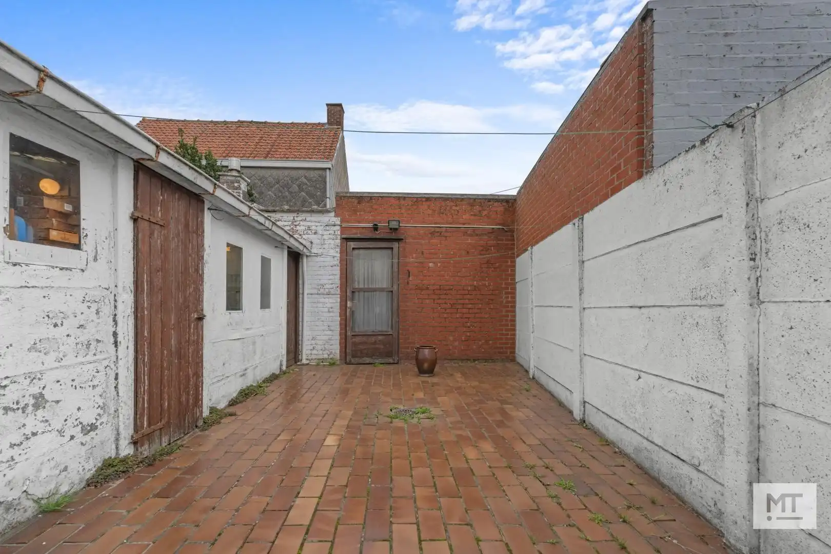 Te renoveren woning met landelijke ligging te Geluwe foto 12