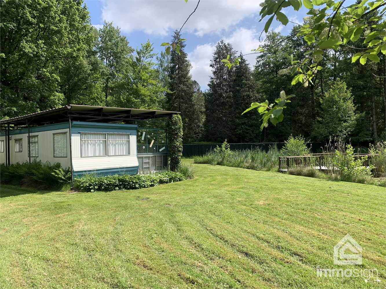 Idyllische parel voorzien van vijver gelegen te Oudsbergen foto 10