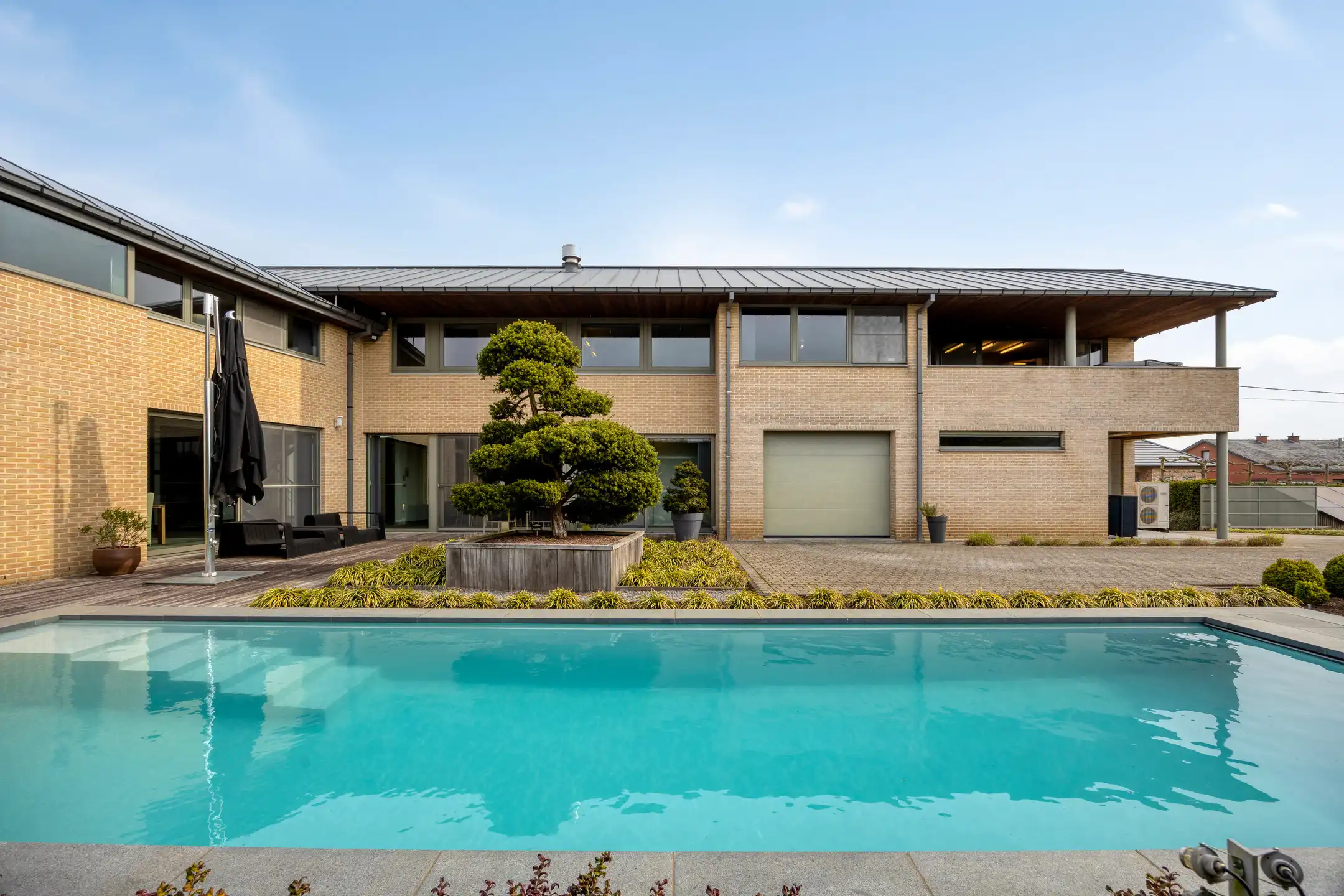 Ruime instapklare villa met zwembad op 27 are foto 28