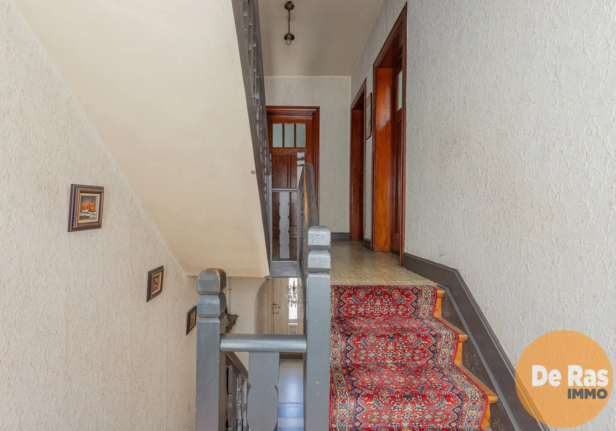 BURST - Te renoveren woning met tal van mogelijkheden foto 13