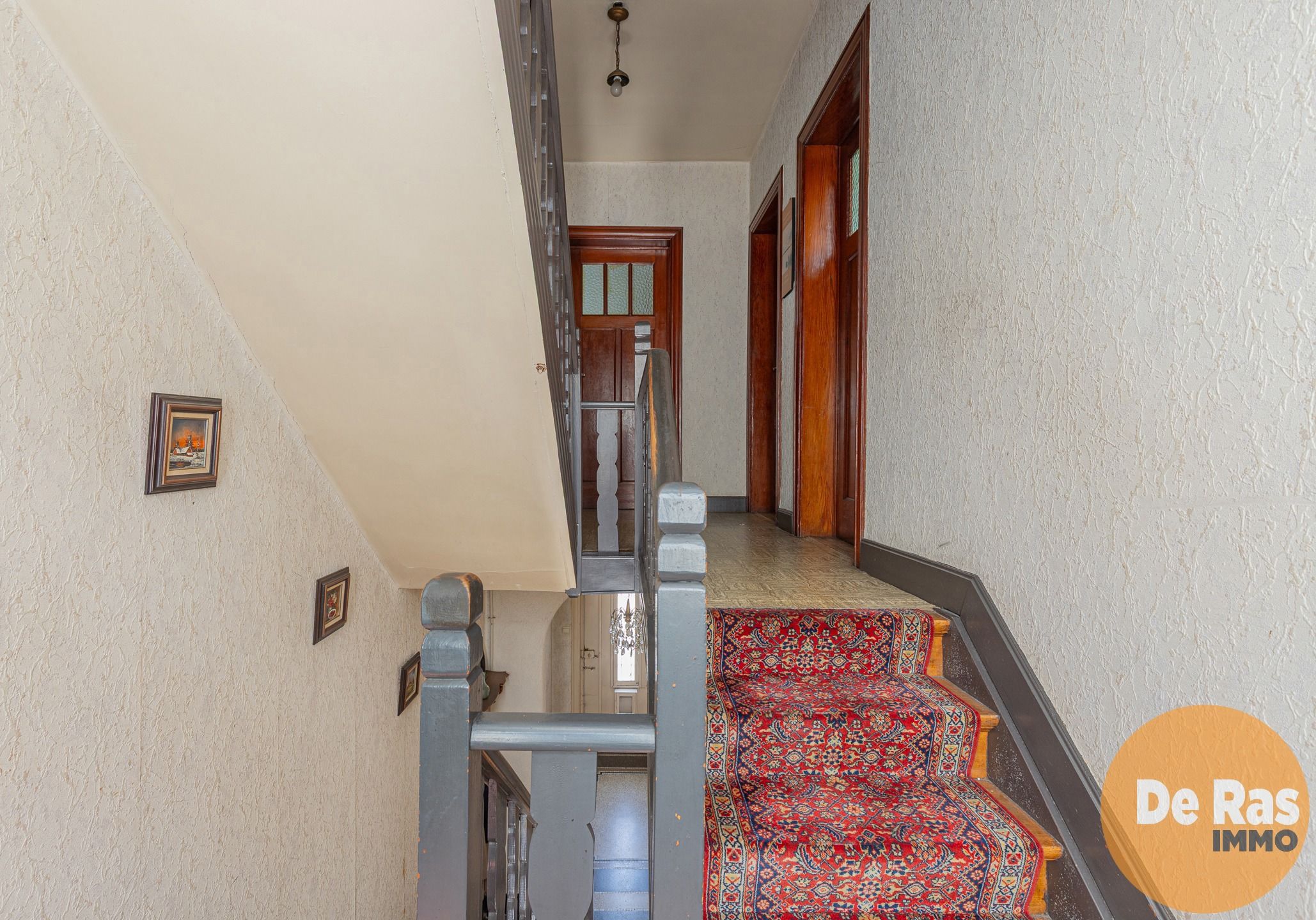 BURST - Te renoveren woning met tal van mogelijkheden foto 13