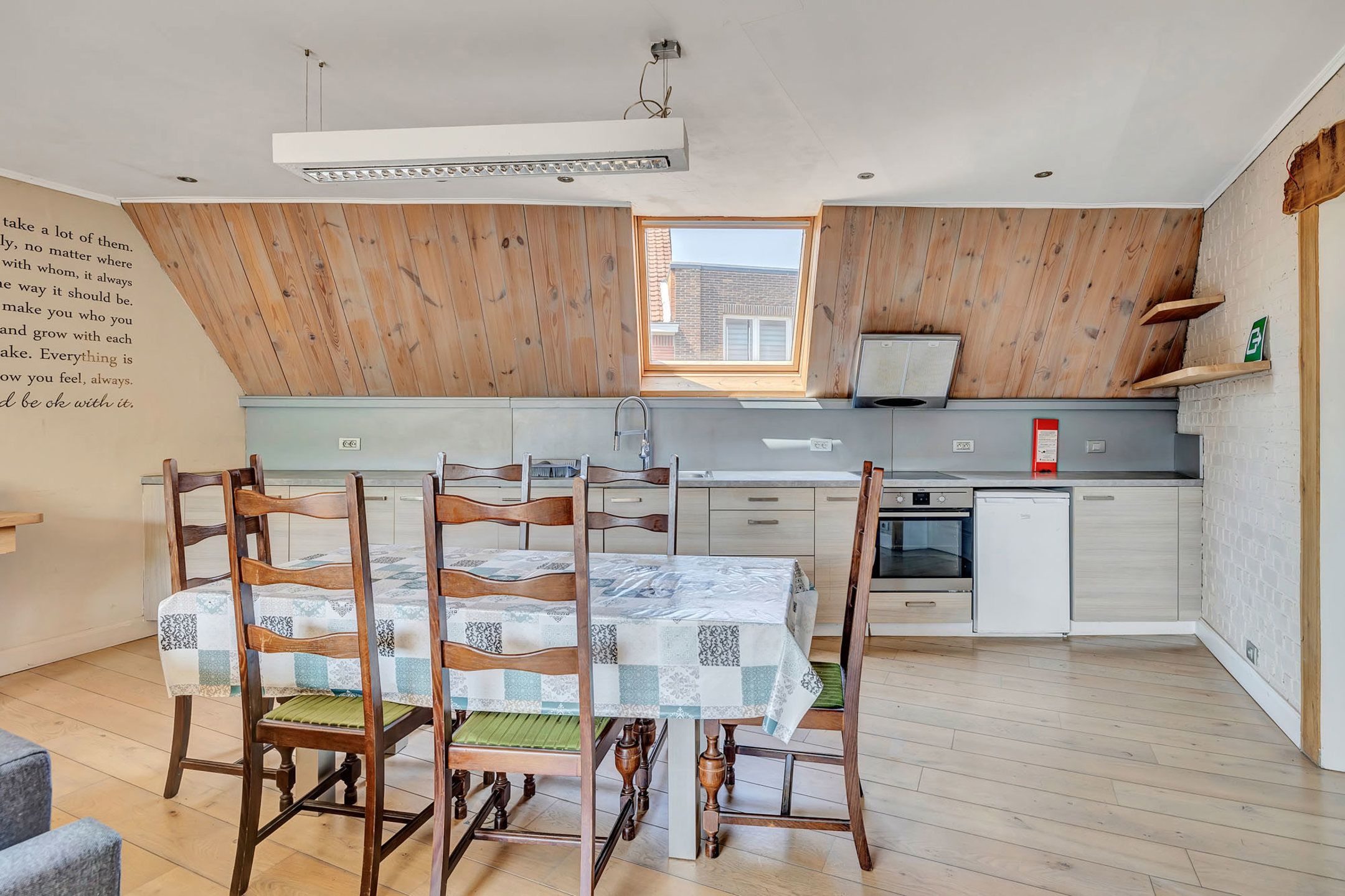 Instapklaar triplex of opbrengsteigendom met 5 slpks  foto 5