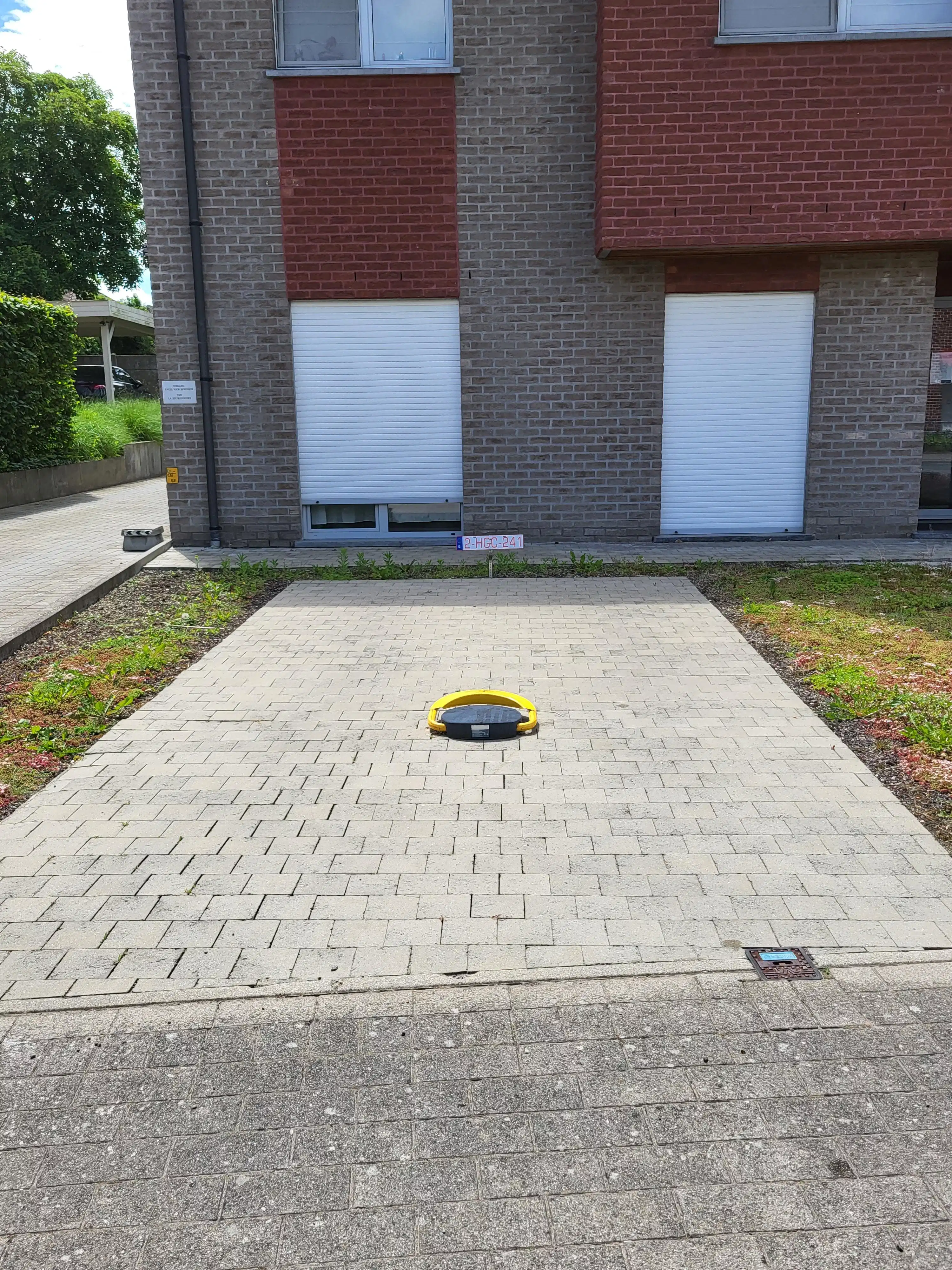 Op zoek naar een instapklaar appartement waar comfort en een uitstekende ligging samenkomen?  foto 24