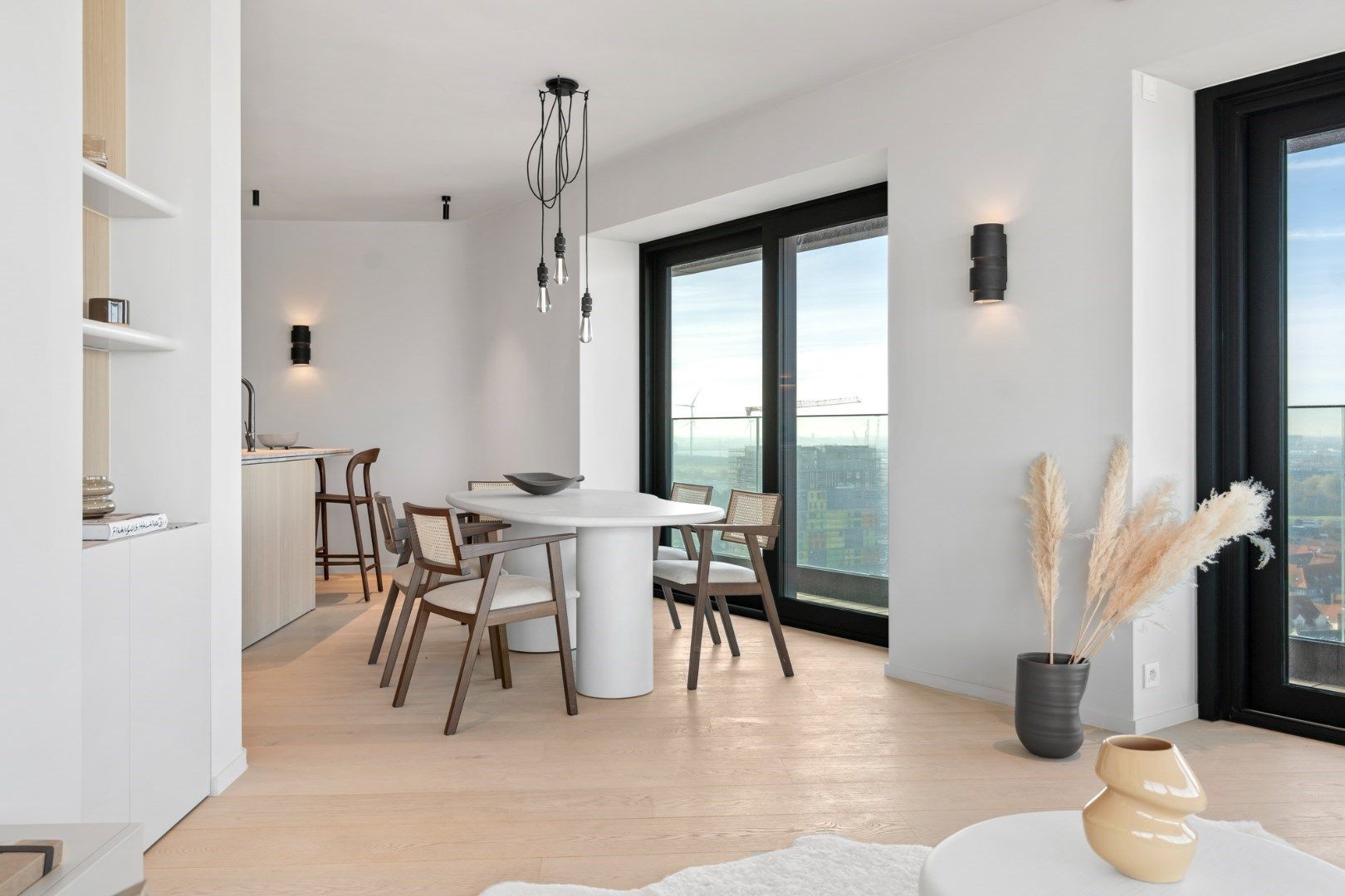 Luxueus ingericht kijkappartement in de prestigieuze Heldentoren - 15e verdiep - zicht op zee! foto 9