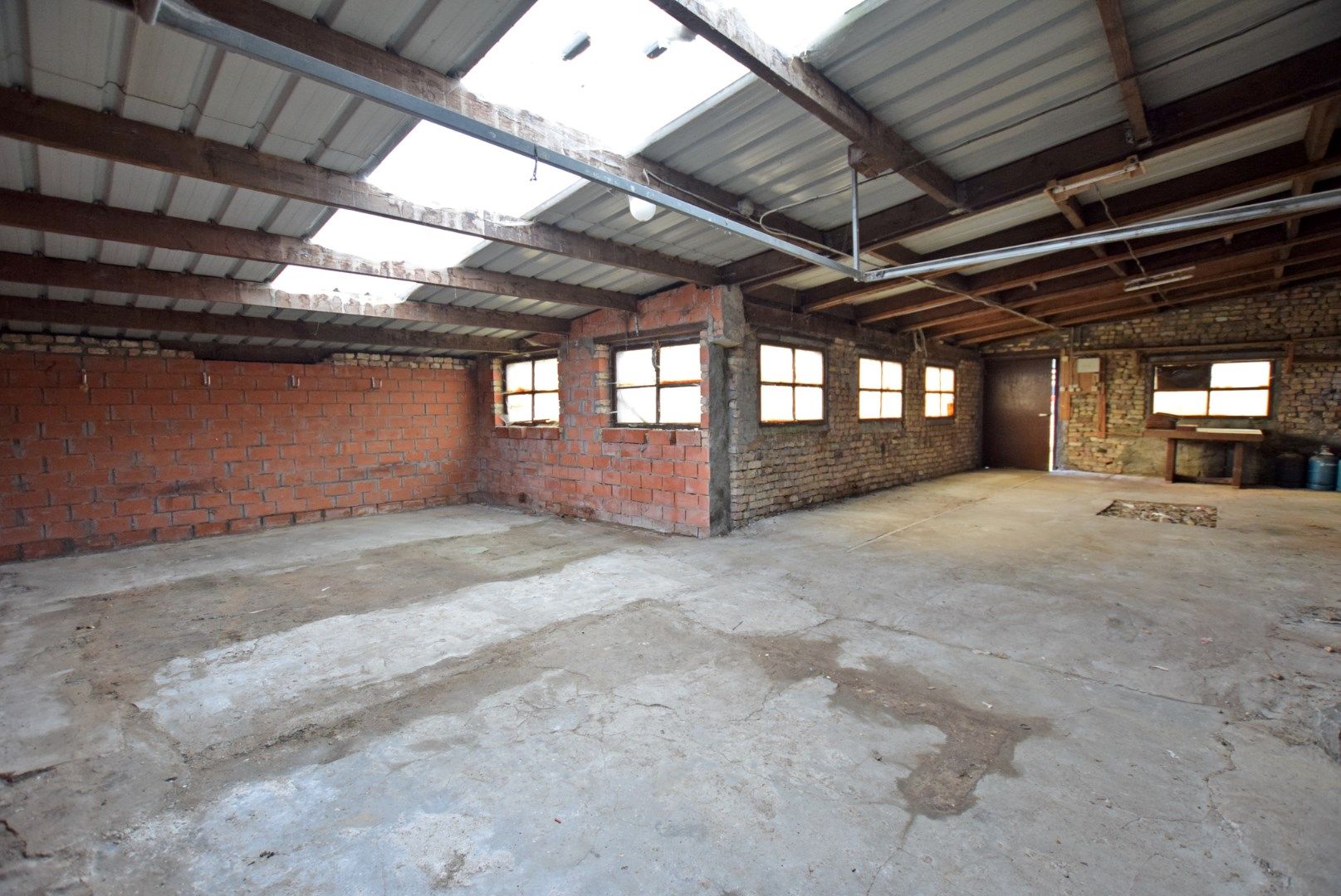 Gezellige woning te koop in Hoogstade met zongerichte tuin en zijtoegang. foto 21