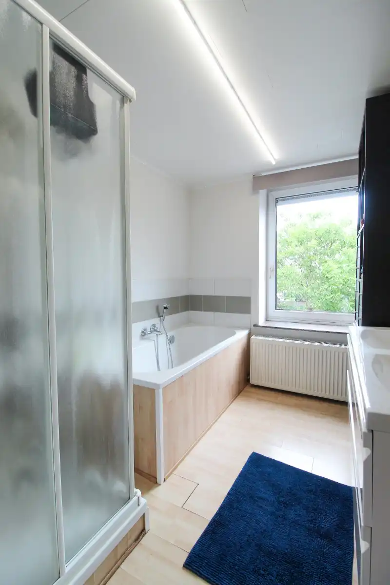 Ruime gezinswoning met 3 slaapkamers en zonnige tuin foto 12