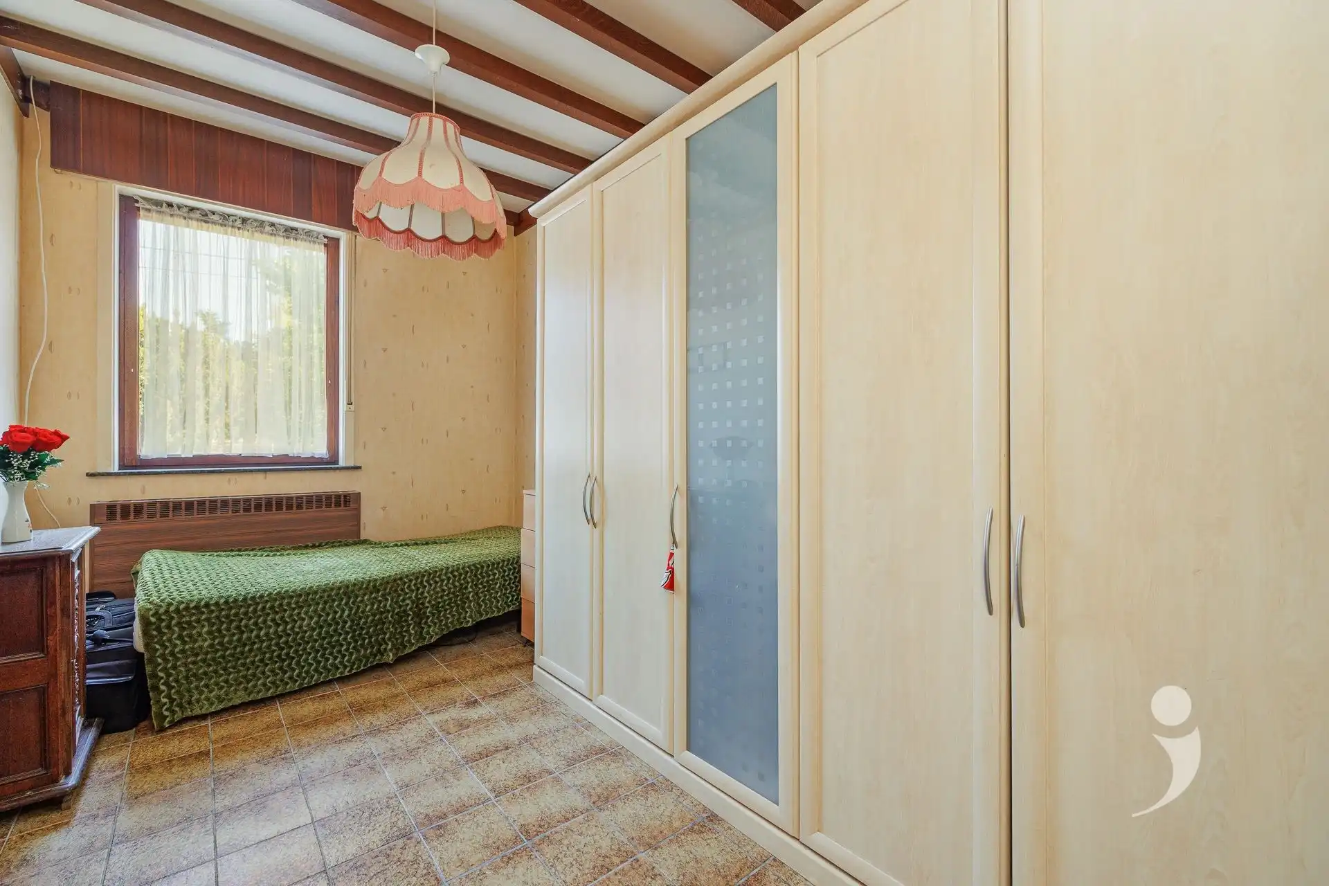 Ruime gezinswoning met bijzonder veel mogelijkheden! foto 31