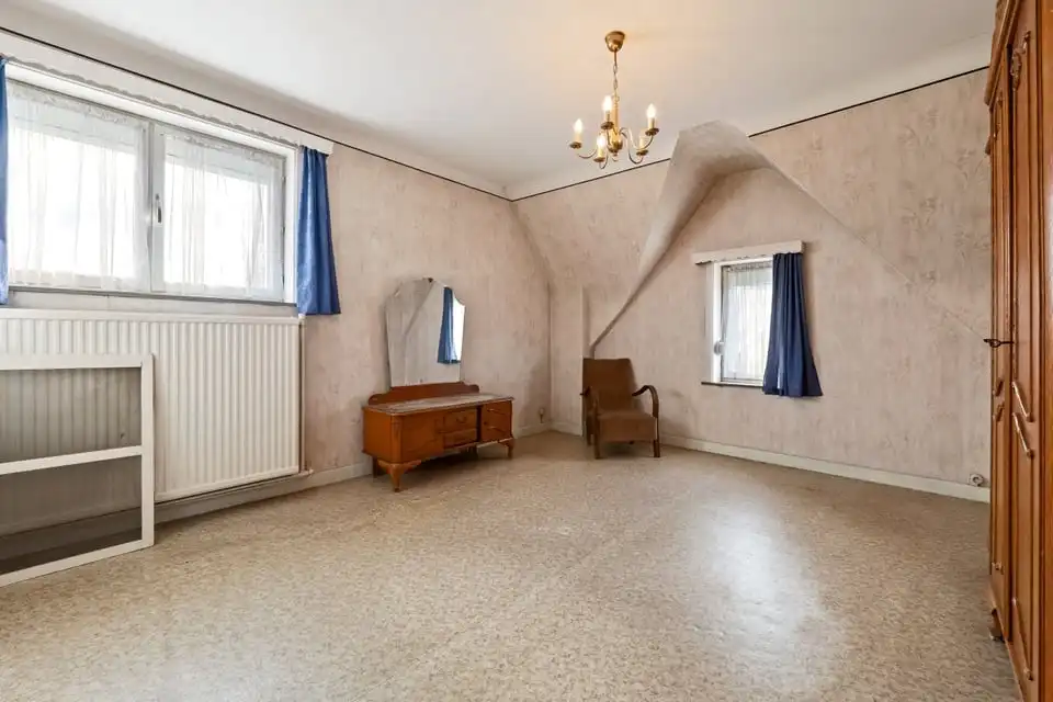 CHARMANTE OPEN BEBOUWING MET GARAGE IN OPLINTER foto 22