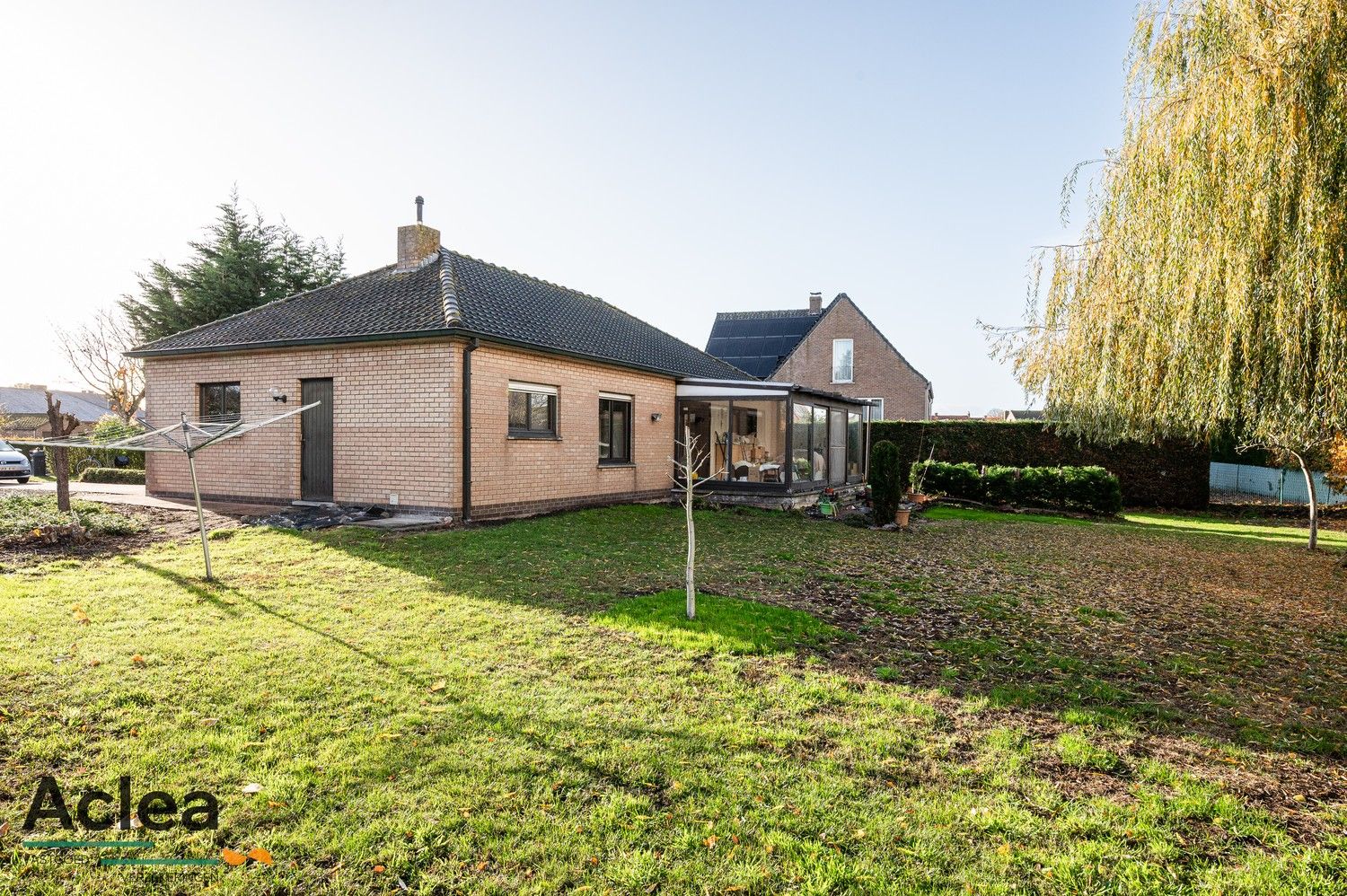 Vrijstaande woning op ruim perceel foto 29