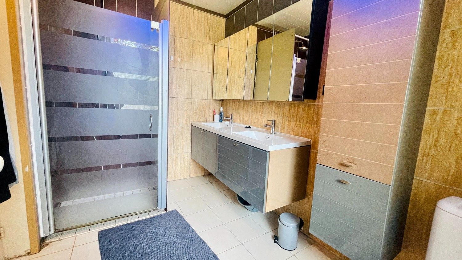 Veelzijdige vrijstaande woning met praktijkmogelijkheid in het centrum van Ruddervoorde foto 7
