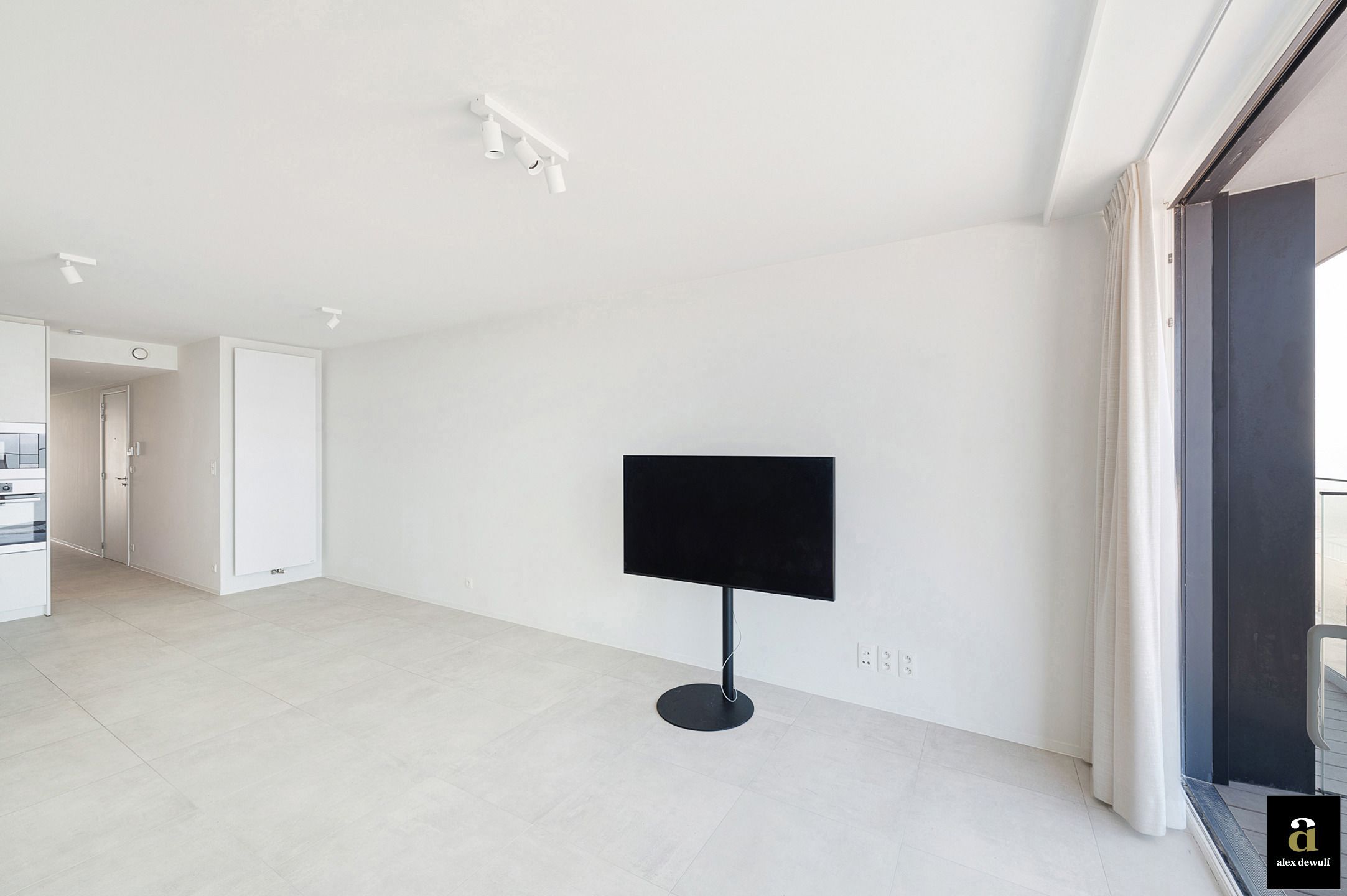 Stijlvol appartement met zeezicht op de Zeedijk foto 12