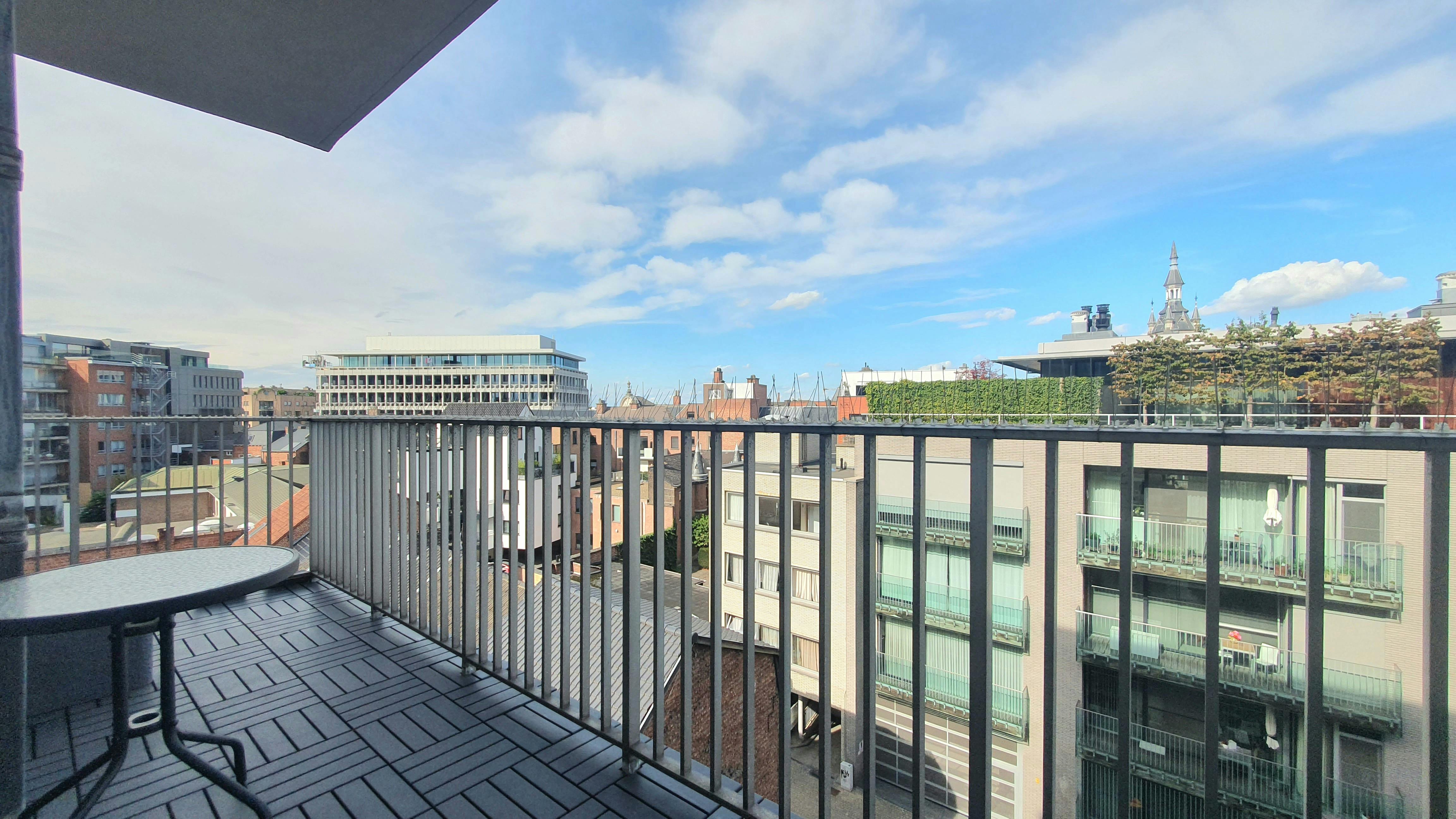 TE HUUR: 2 slaapkamer appartement inHasselt centrum  foto 11