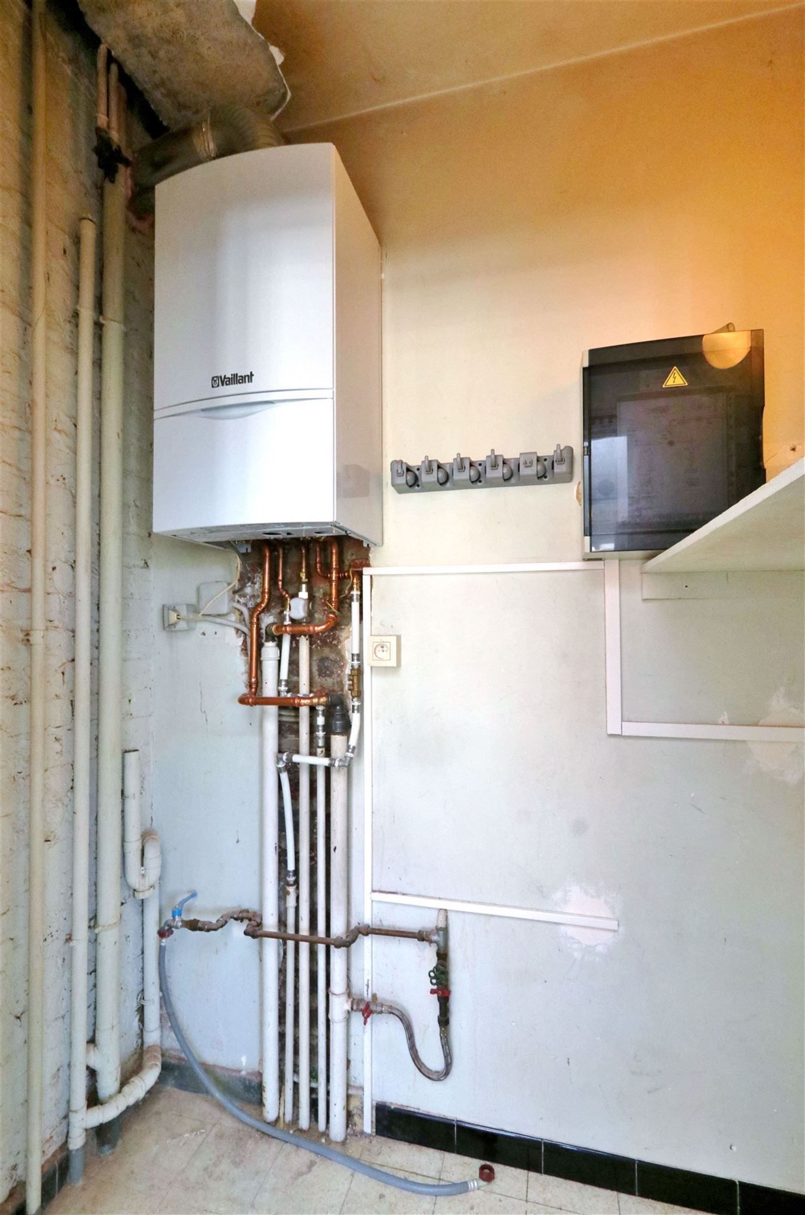 Appartement (78m²) op de 2de verdieping met 2 slaapkamers en staanplaats in garage. foto 8