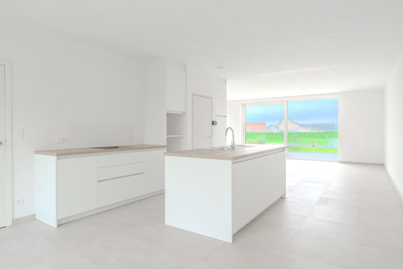 Rustig wonen met weids uitzicht in een moderne BEN-woning foto 3