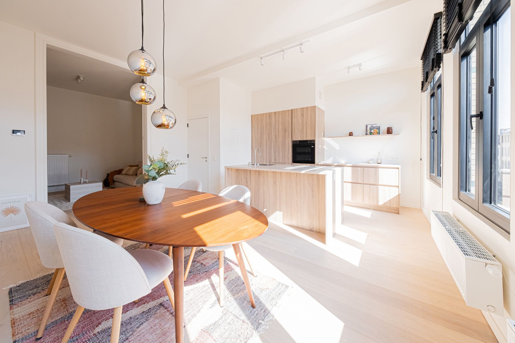 Stijlvol wonen in het hart van ’t Zuid met terras foto {{pictureIndex}}