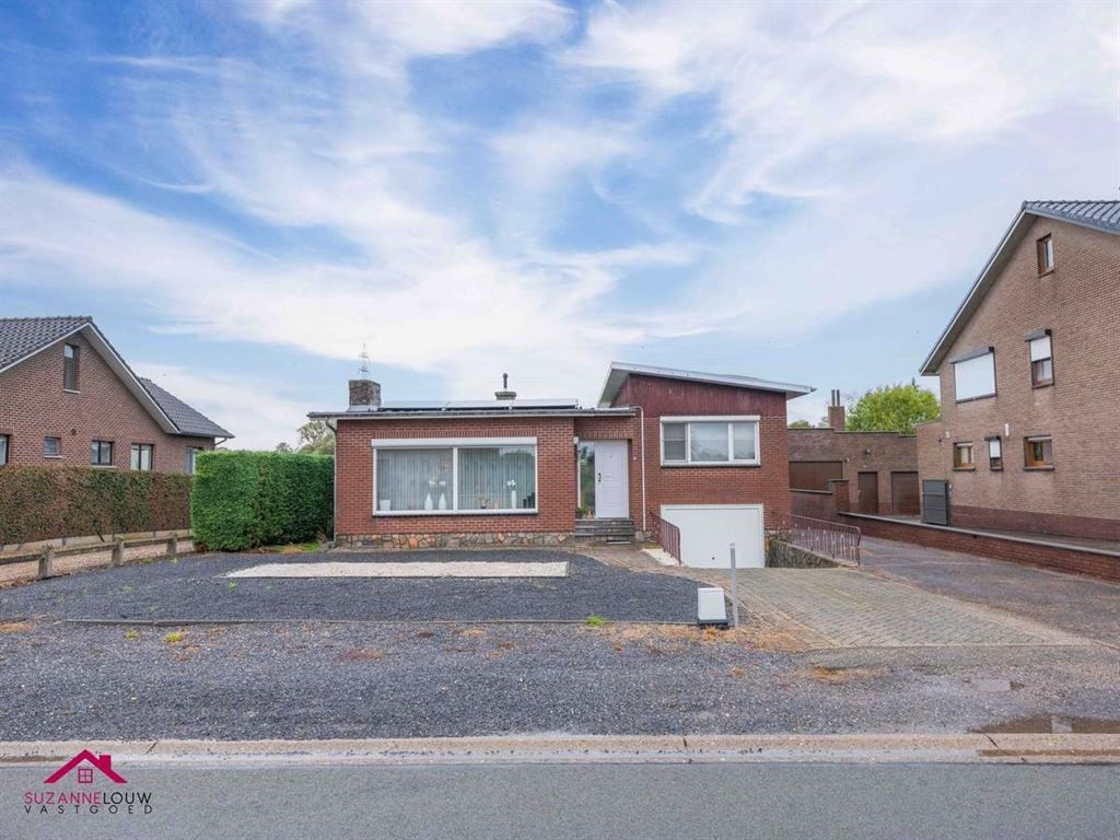 Hoofdfoto van de publicatie: Goed onderhouden, op te frissen woning