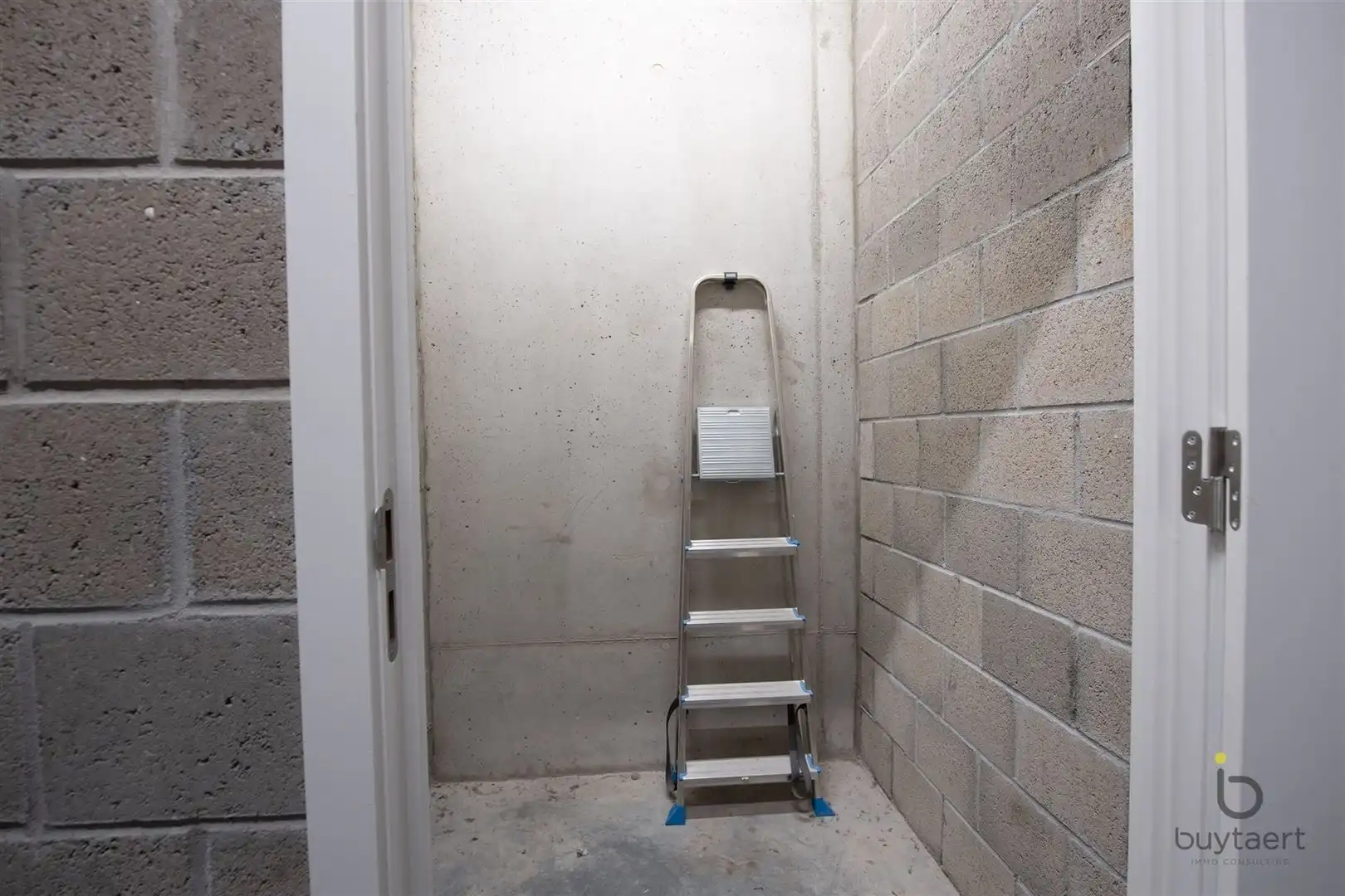 Magnifique nieuwbouw studio met terras en fenomenaal uitzicht! foto 32