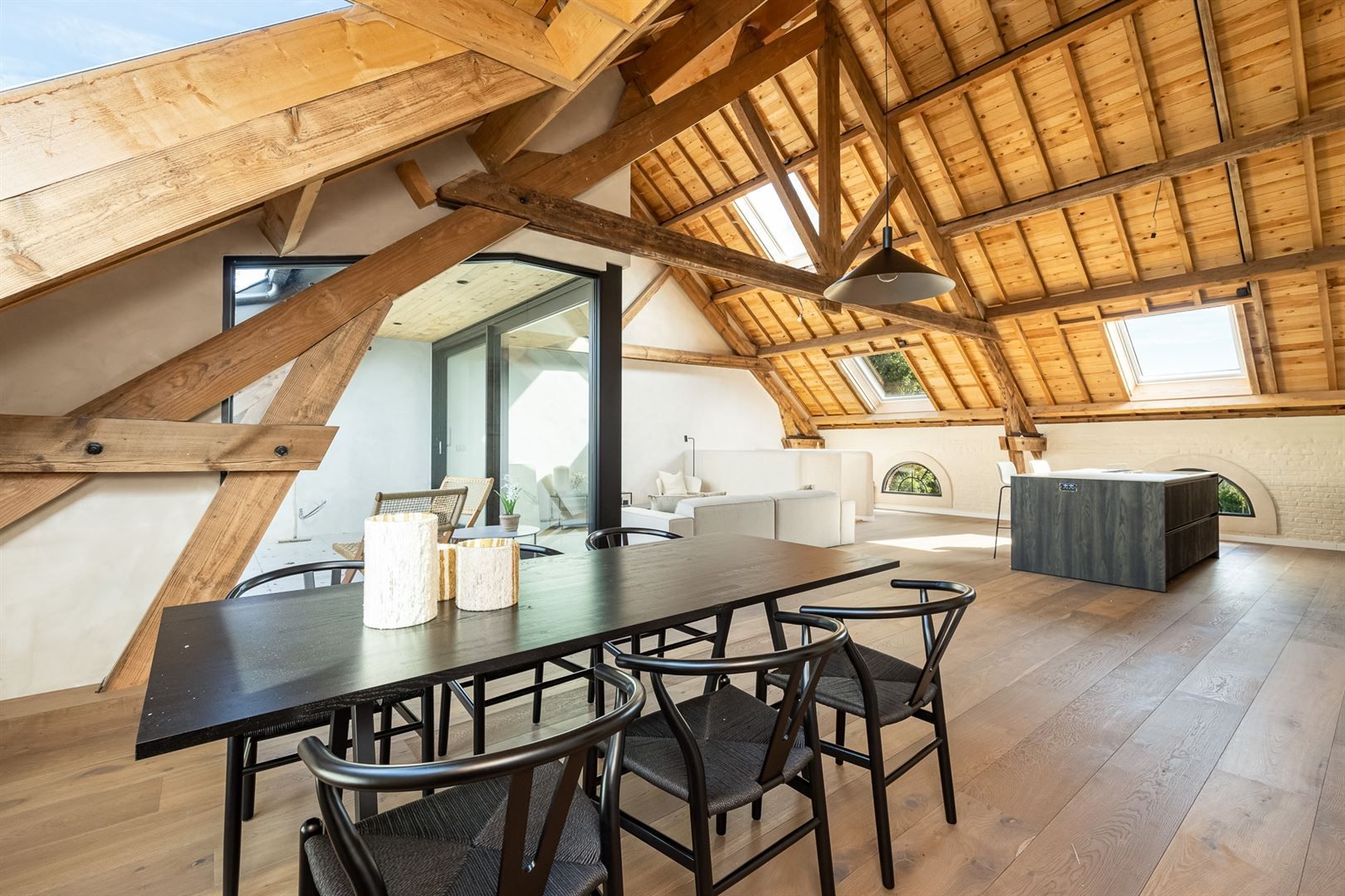 Exclusieve loft met 2 slaapkamers en zuidwest terras.  foto 8