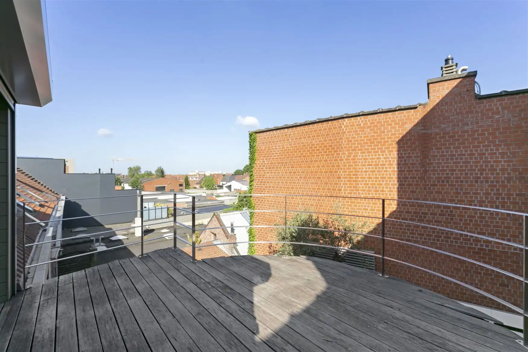 Zeer ruim bemeubeld duplexappartement foto 17