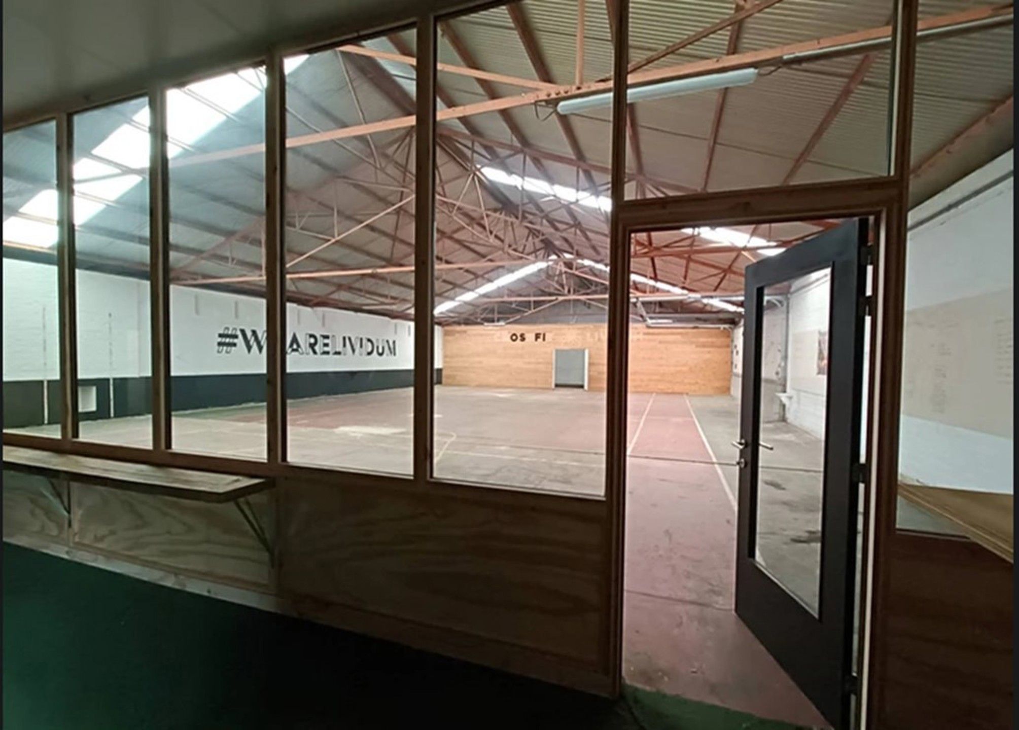 Polyvalente ruimte te huur foto 2