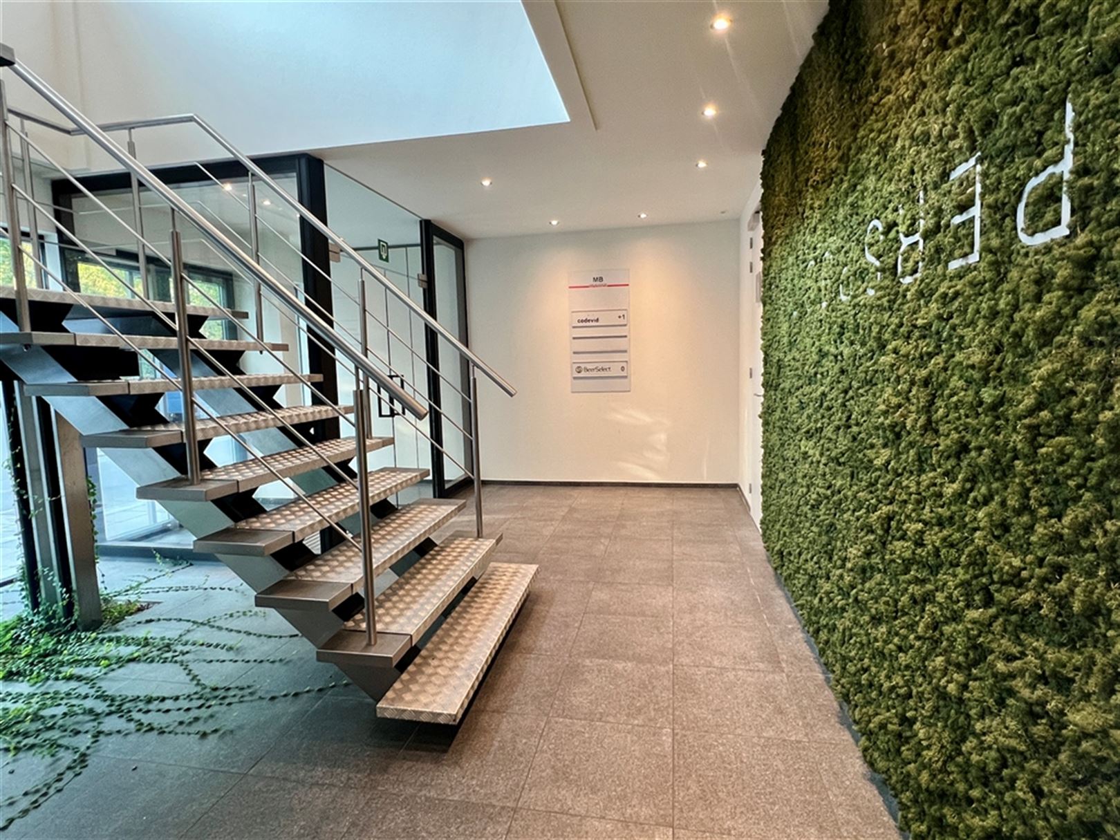 Kantoren op uitstekend bereikbare ligging  foto 3