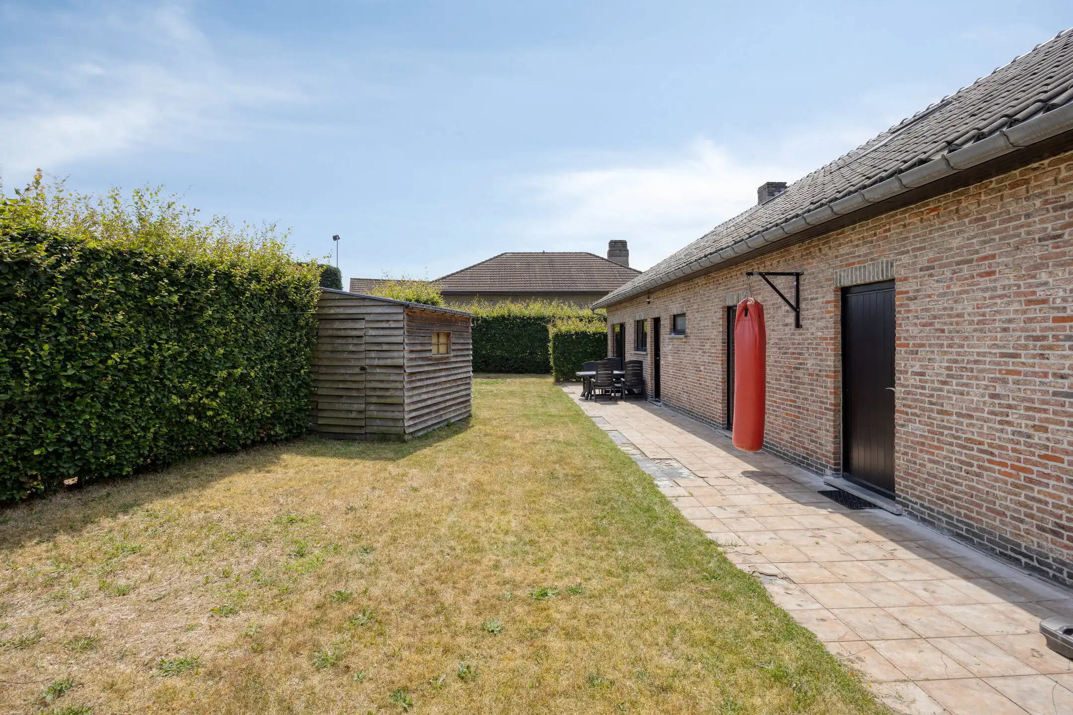 Ruime vrijstaande woning met potentieel foto 27