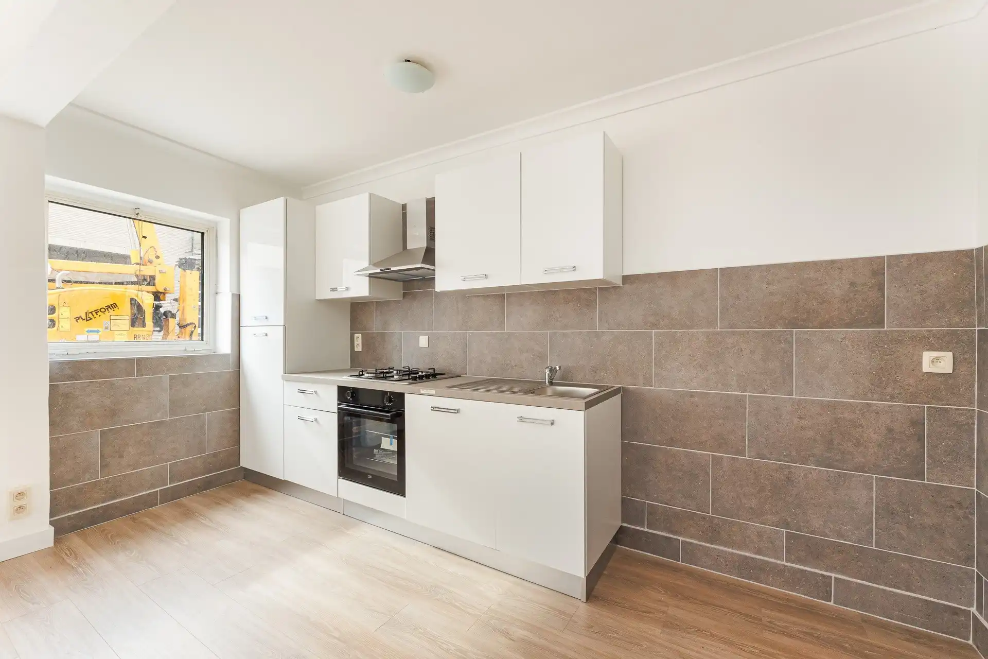 Gelijkvloers appartement / praktijk in Silsburg Deurne-Zuid foto 18