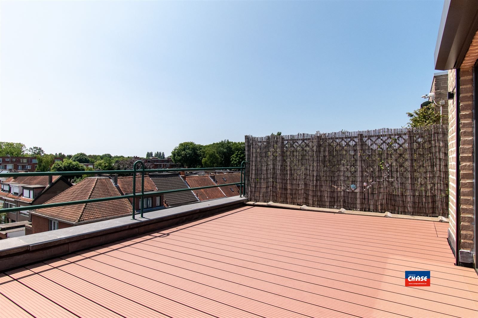 Duplexappertement met drie slaapkamers en zonnig terras foto 3