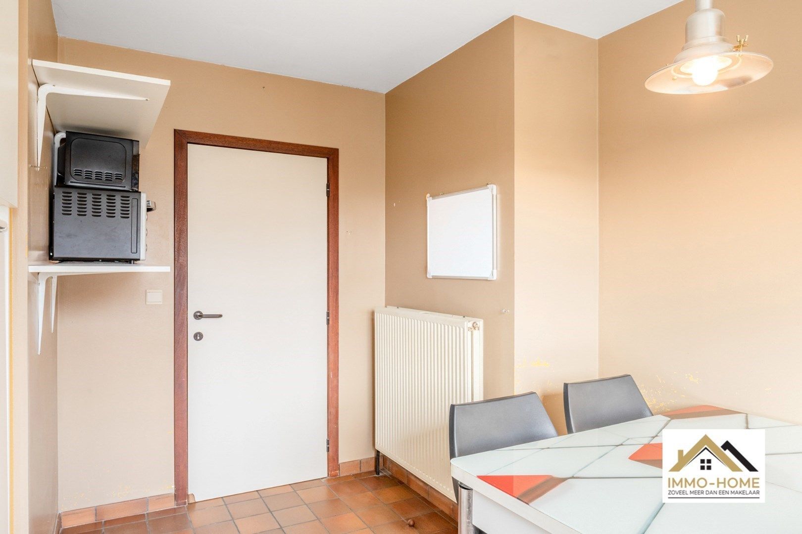 Appartement met 3 slaapkamers en tuin nabij het centrum! foto 7