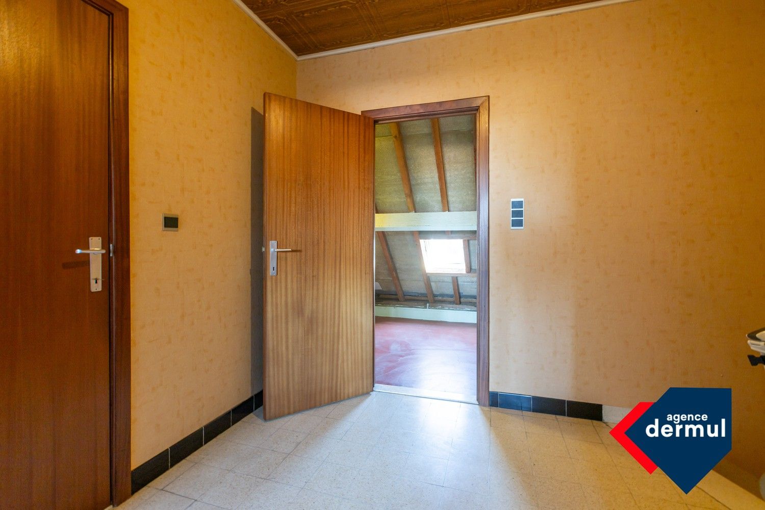 GEBOUW MET 2 APPARTEMENTEN foto 36