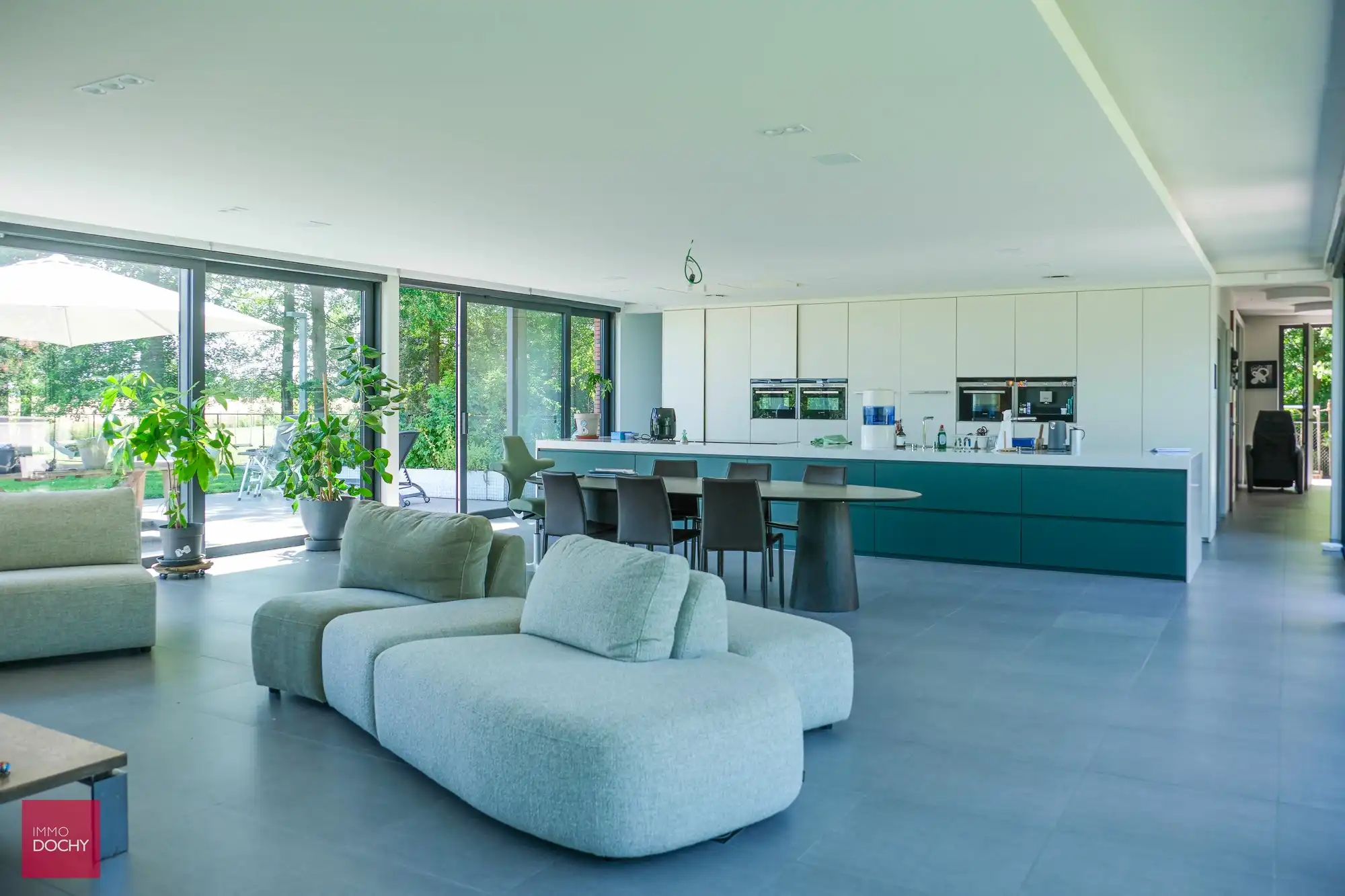 Tijdloze luxe-villa met landelijk zicht foto 17