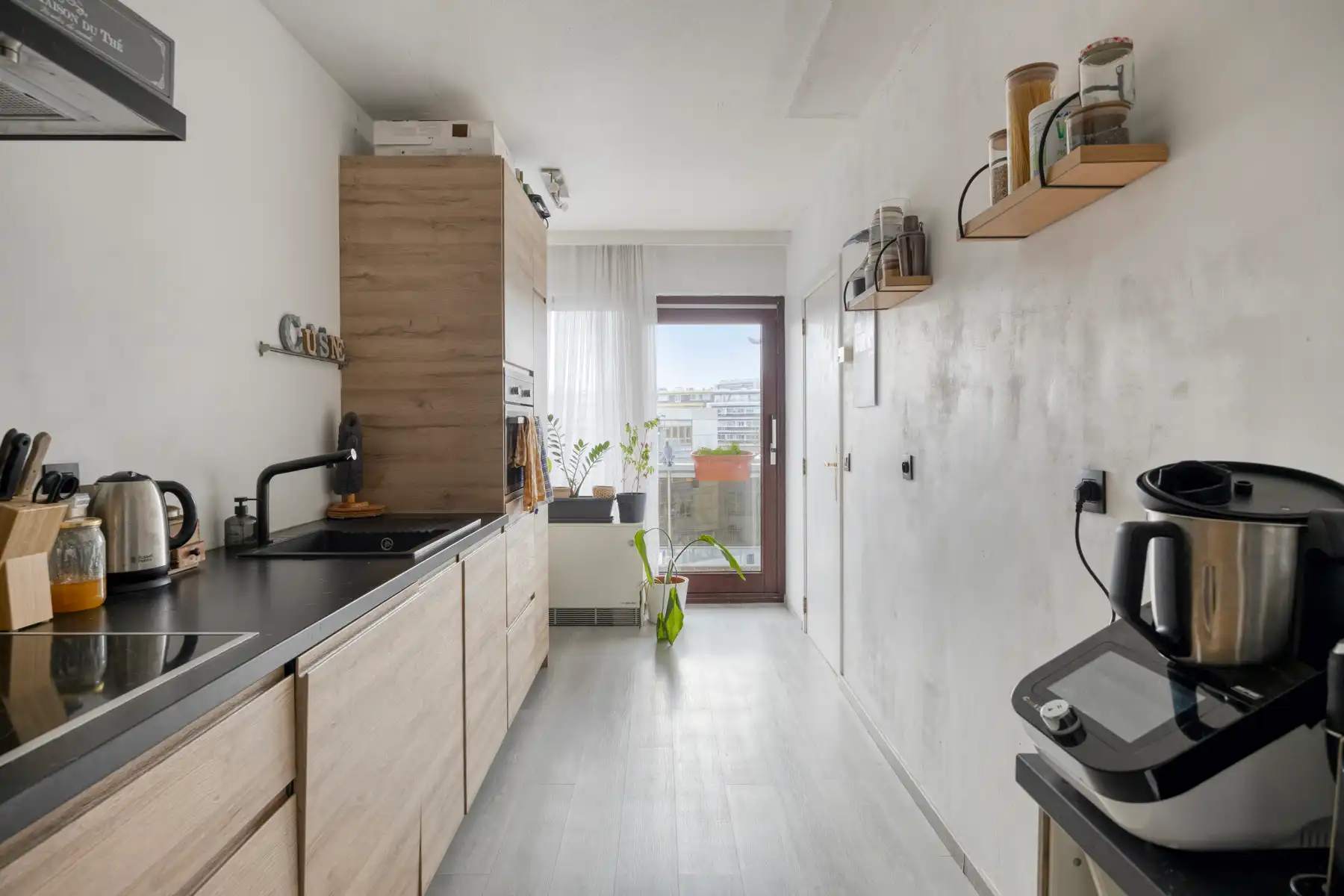 Appartement met 2 slaapkamers, terras, kelder (+ ev. garage) foto 11