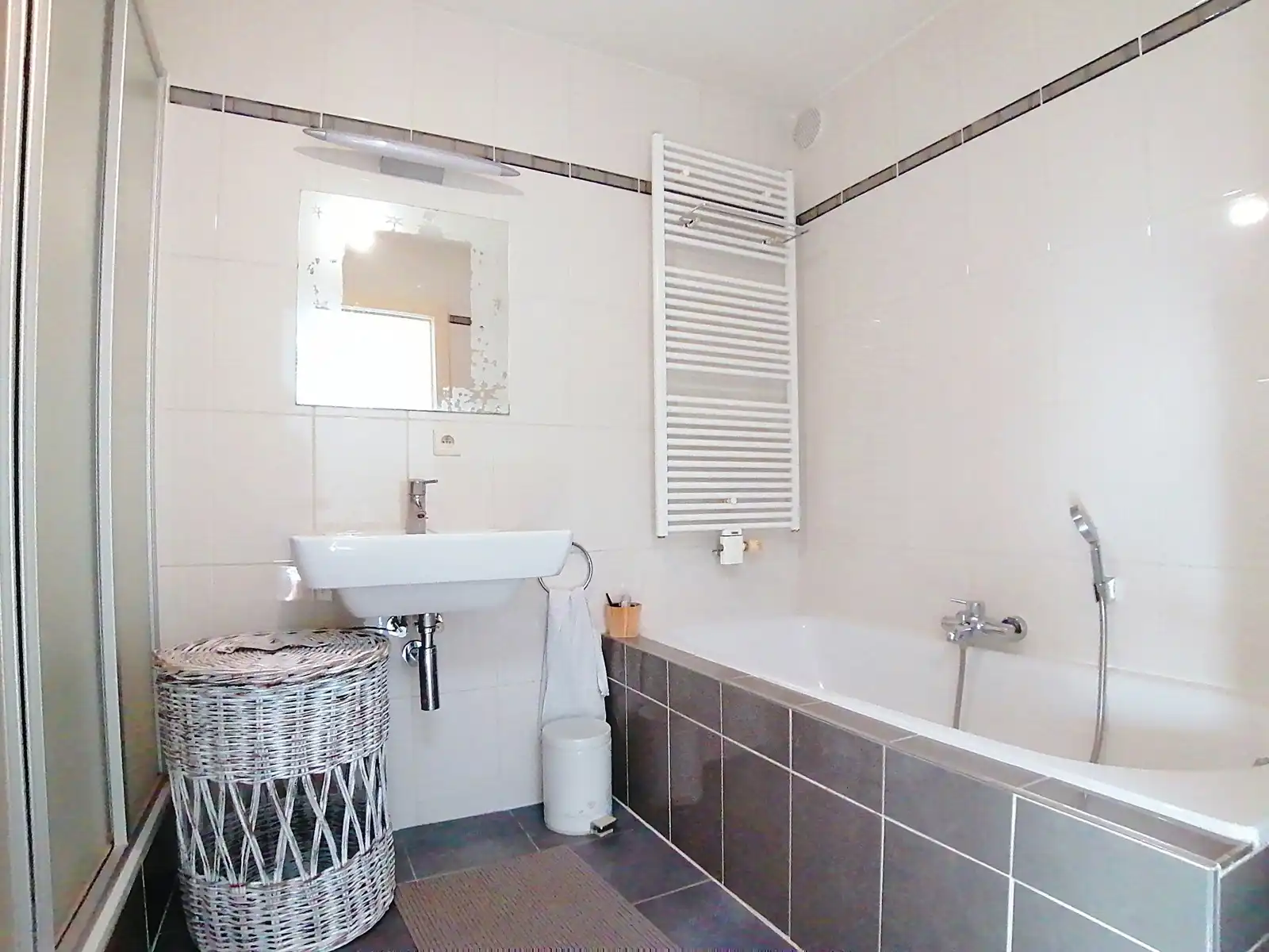 Duplex appartement met terras en garage foto 7