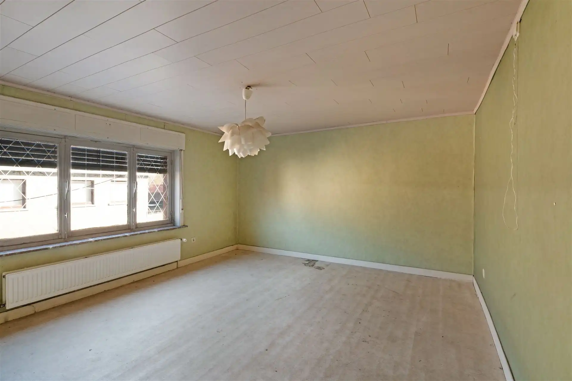 Te renoveren HOB in Moortsele foto 16