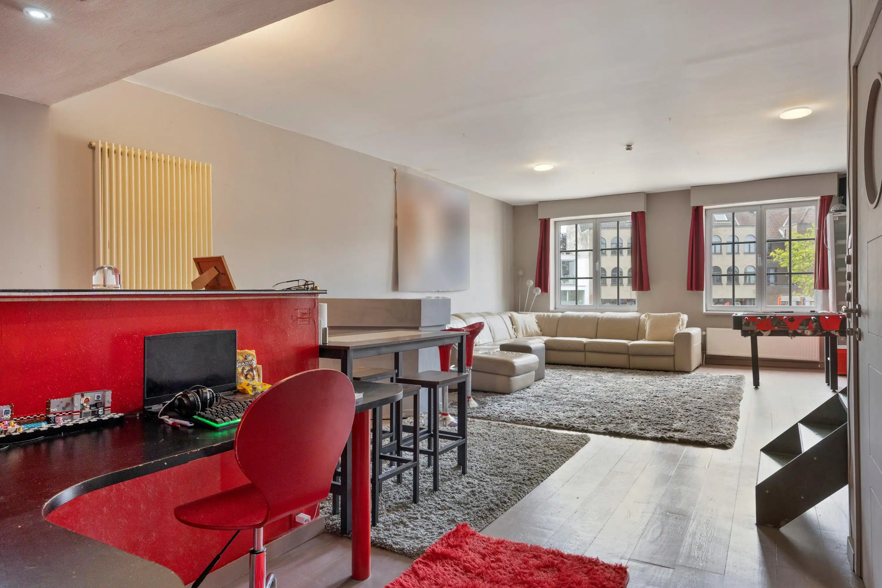 Handelsgelijkvloers met appartement op de markt in Ternat foto 41
